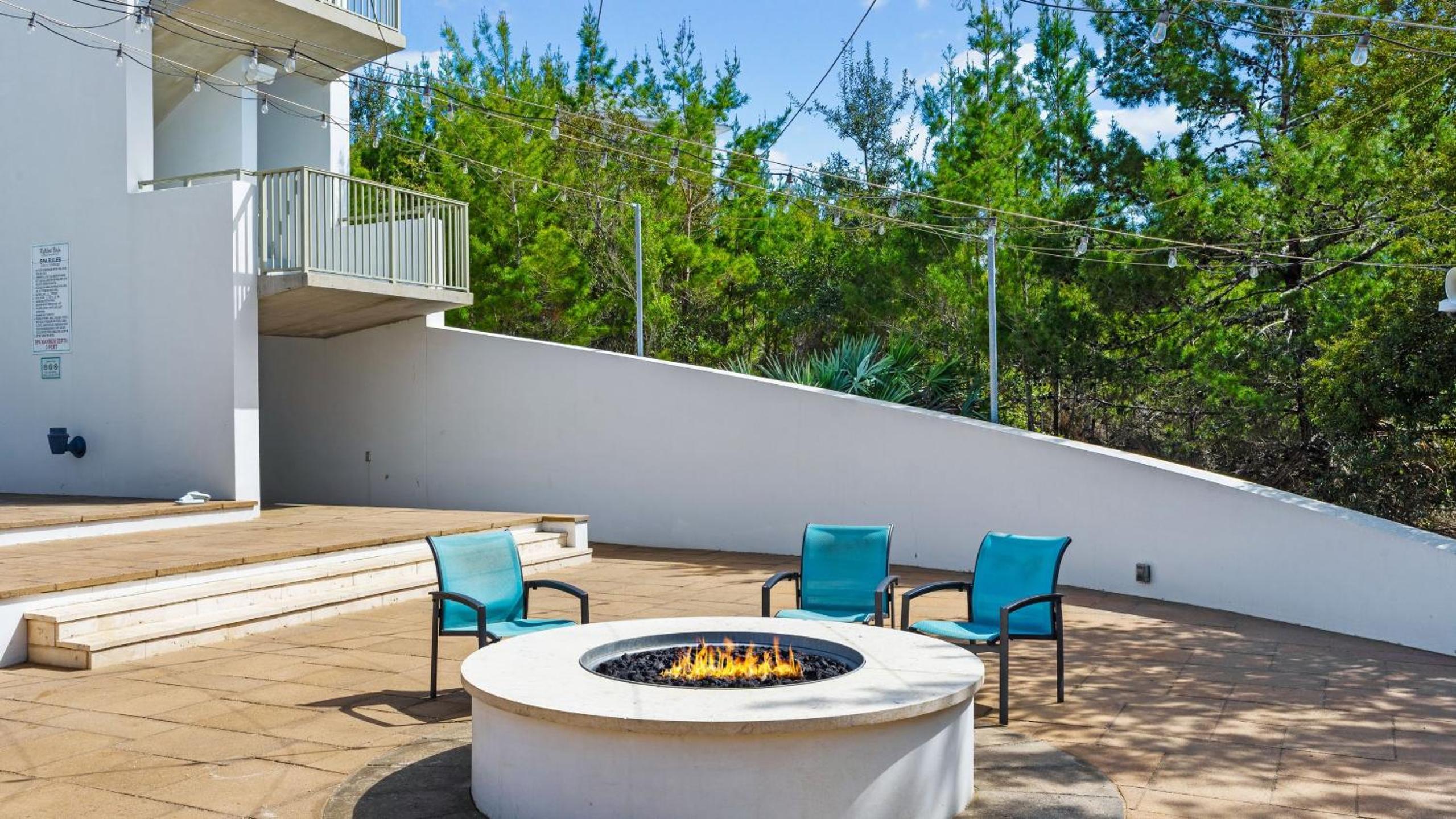 2 Homes Sleeps 25 Pool Firepit Free Golf Carts Blue Mountain Beach
