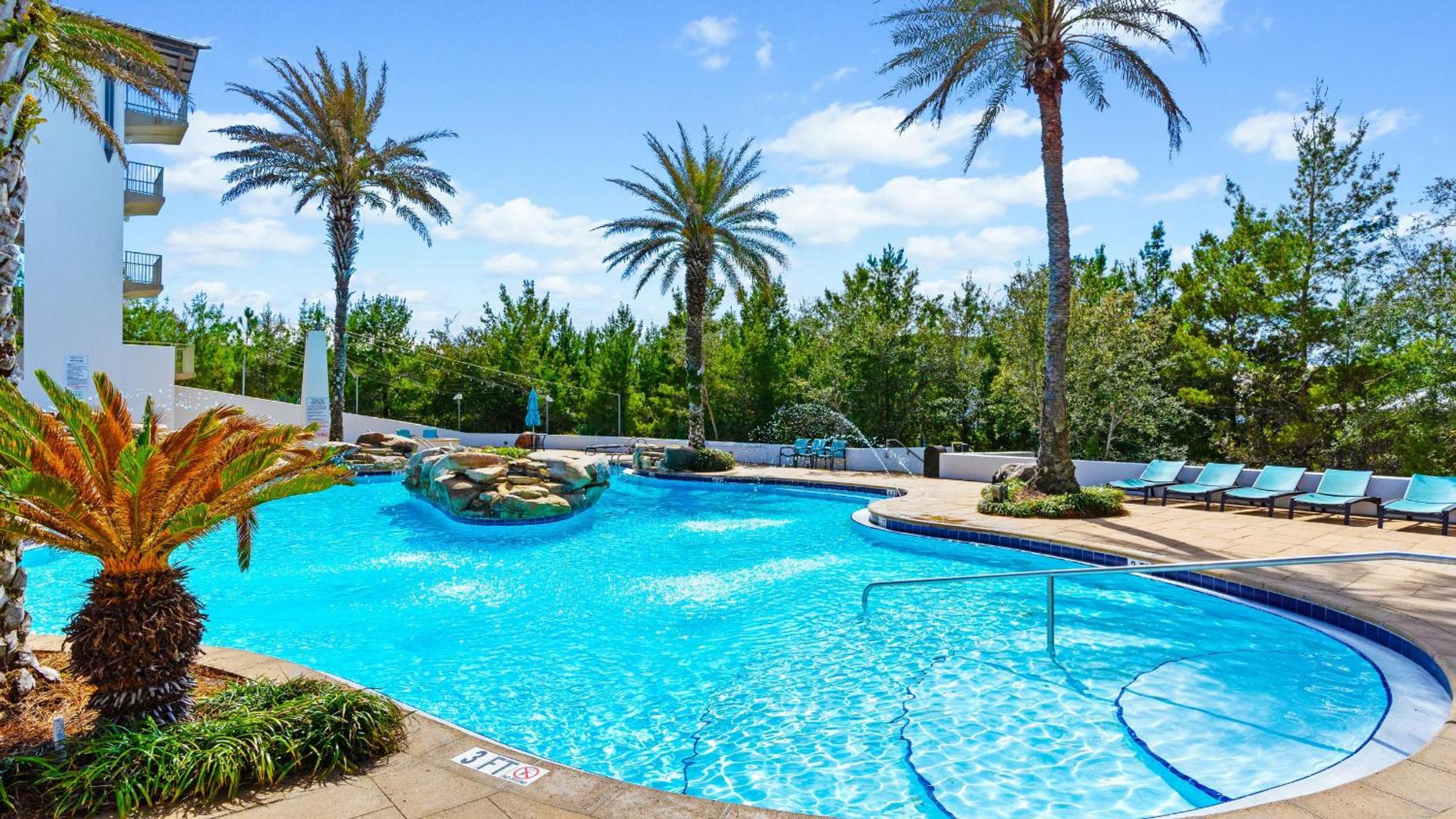 2 Homes Sleeps 25 Pool Firepit Free Golf Carts Blue Mountain Beach