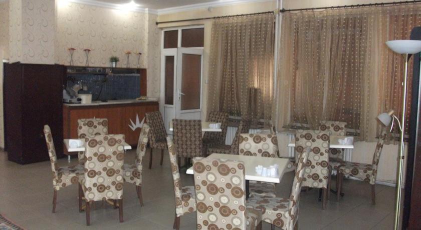 Tac Hotel - Image 52