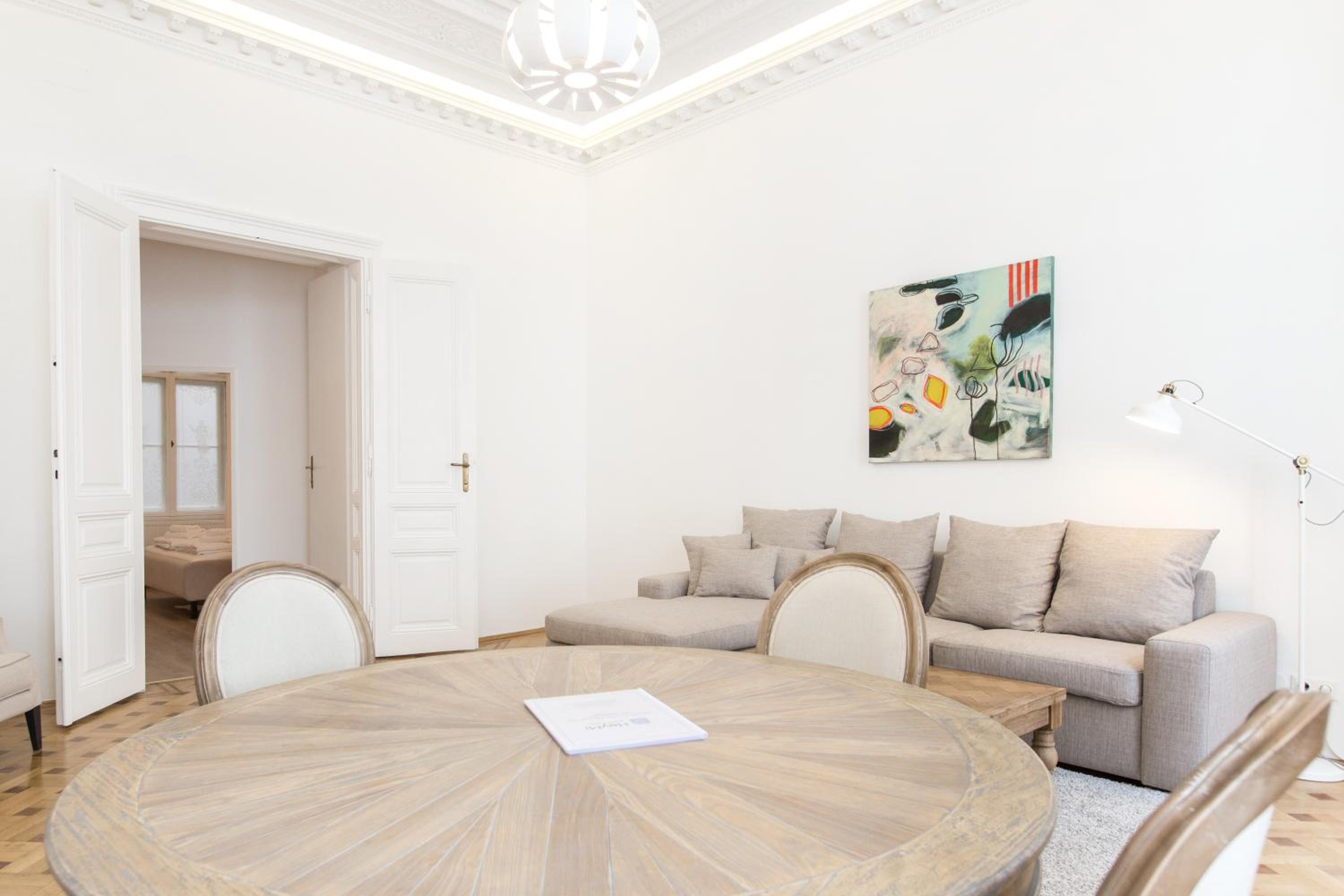 HeyMi Apartments in City Center
