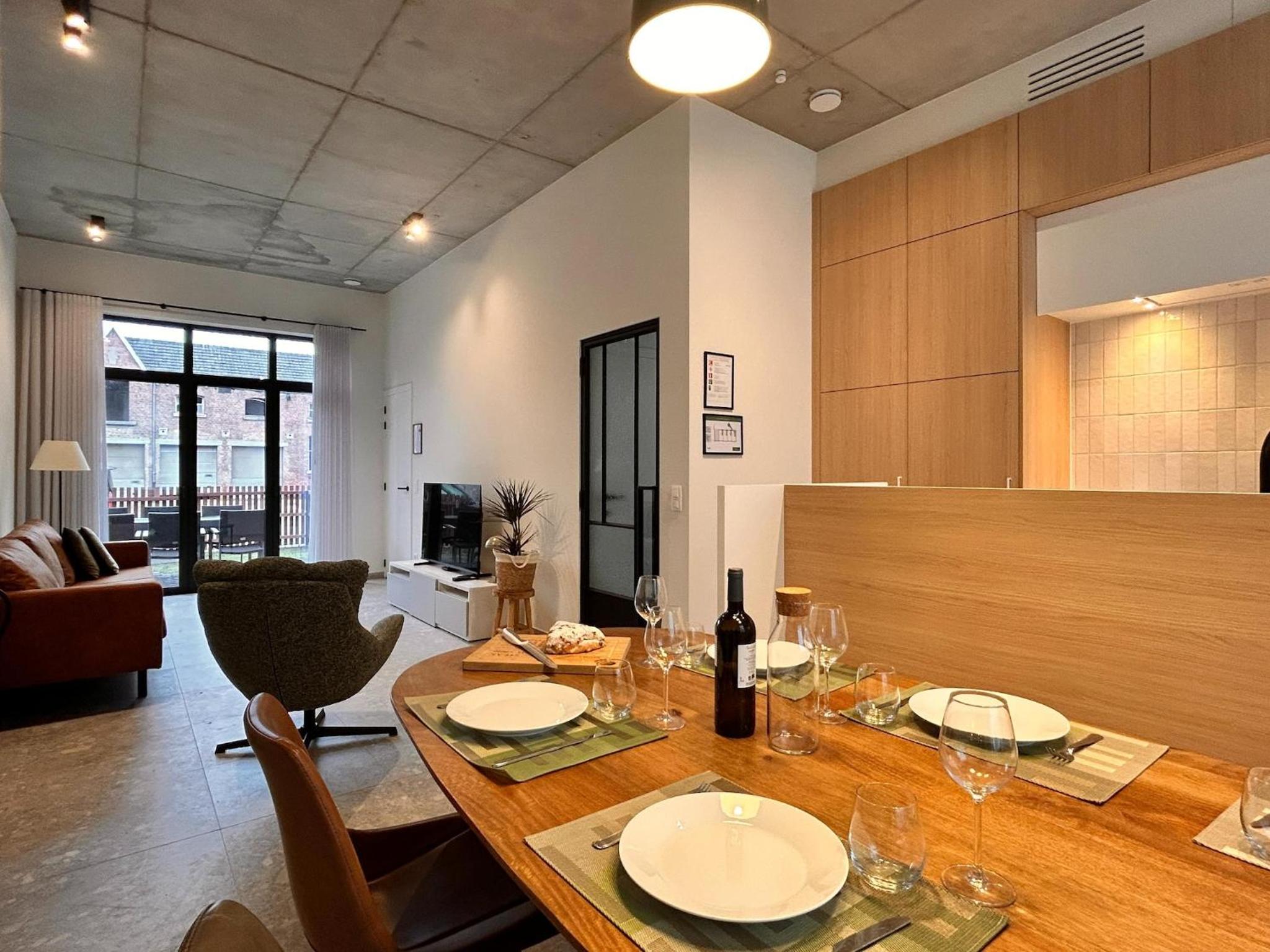 Spacious 3-Floor Holiday Home for 8 Guests