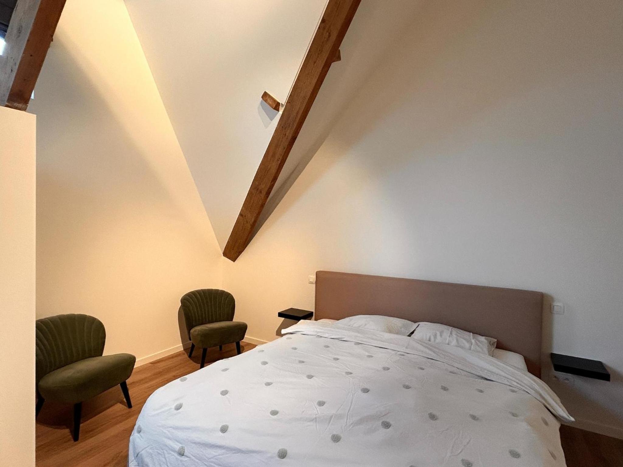 Spacious 3-Floor Holiday Home for 8 Guests