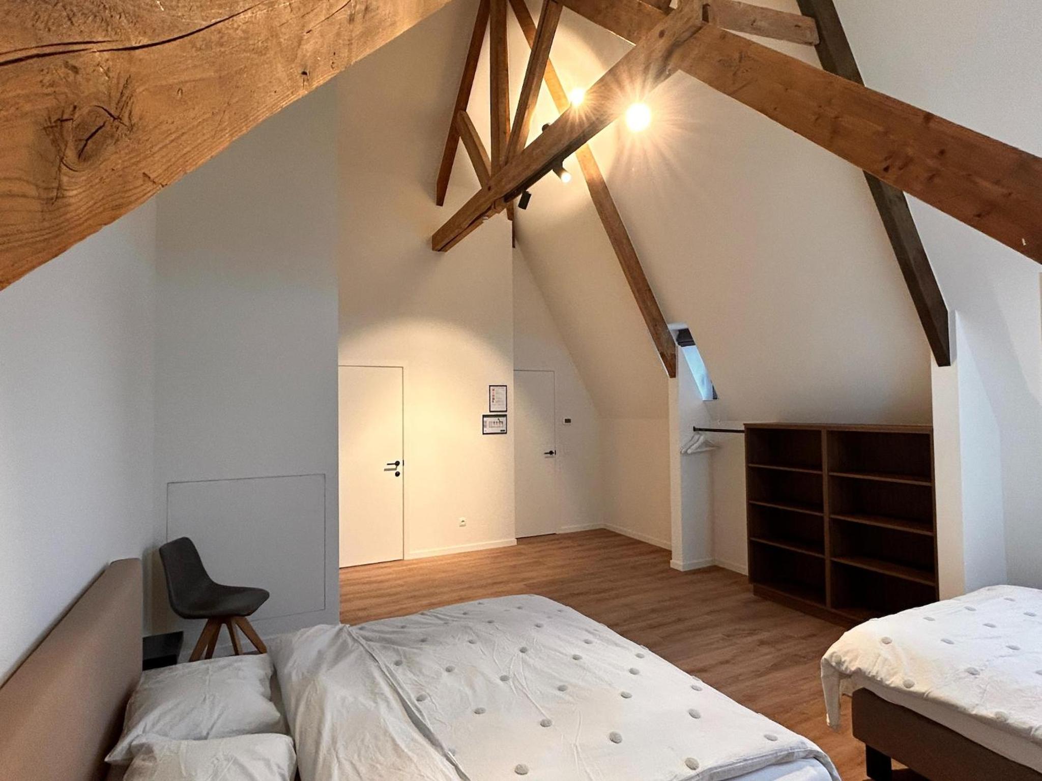 Spacious 3-Floor Holiday Home for 8 Guests