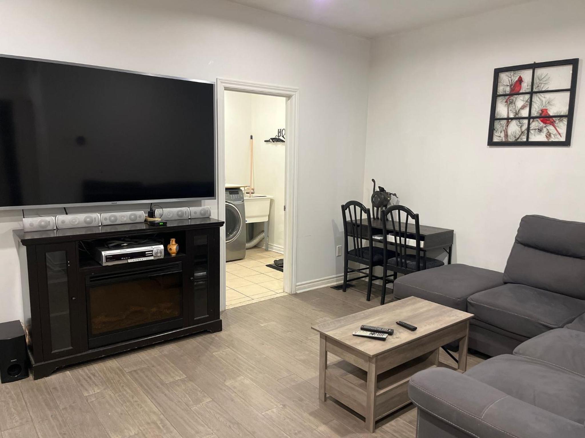 Places to stay bbq ac heat parking wiffi