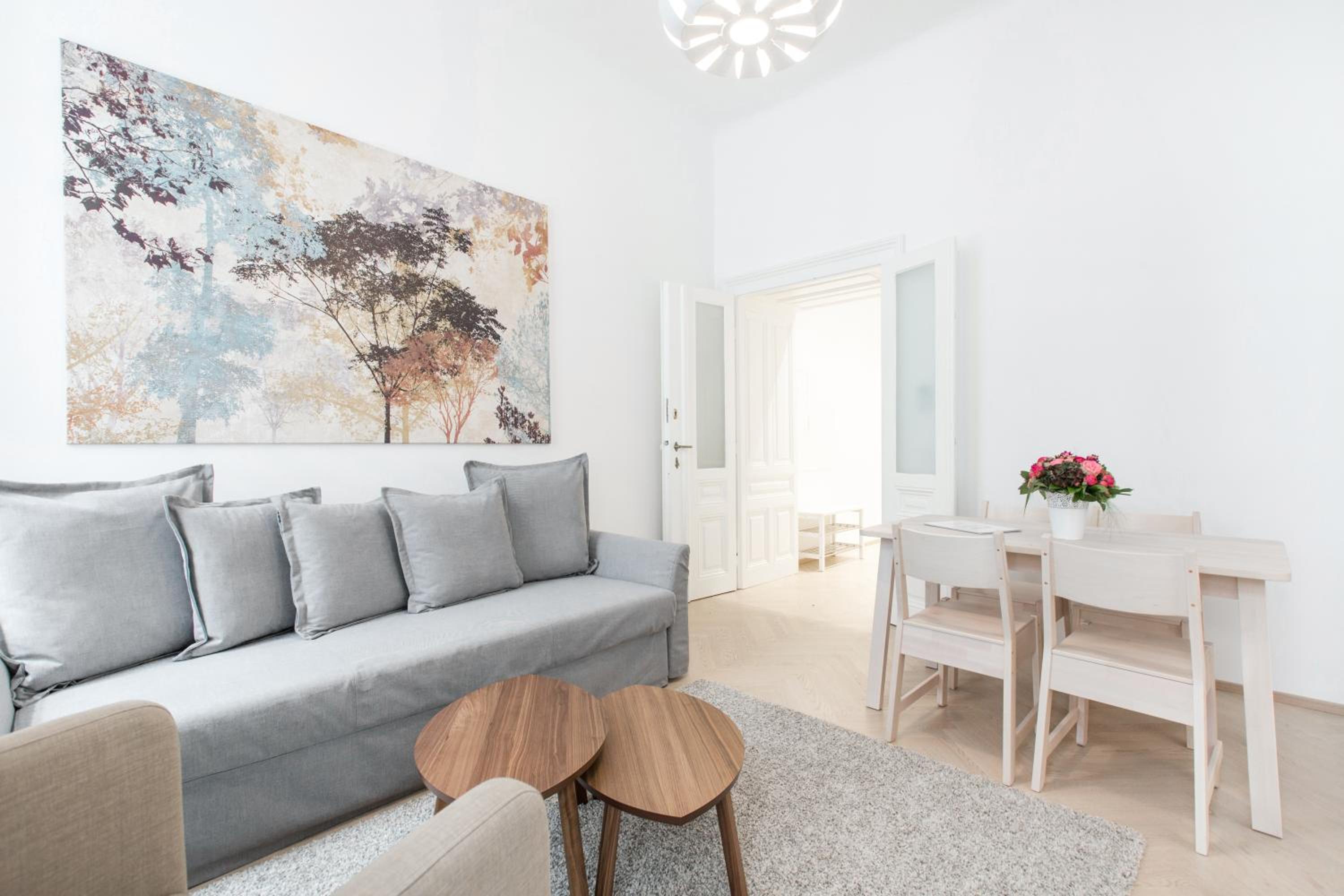 HeyMi Apartments in City Center