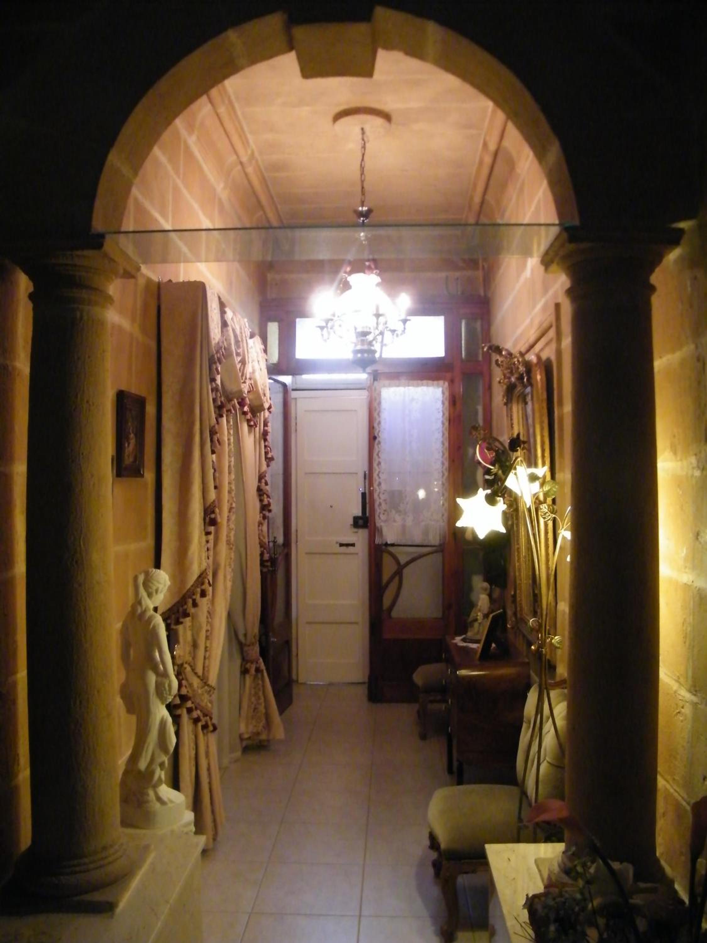 Photo 29