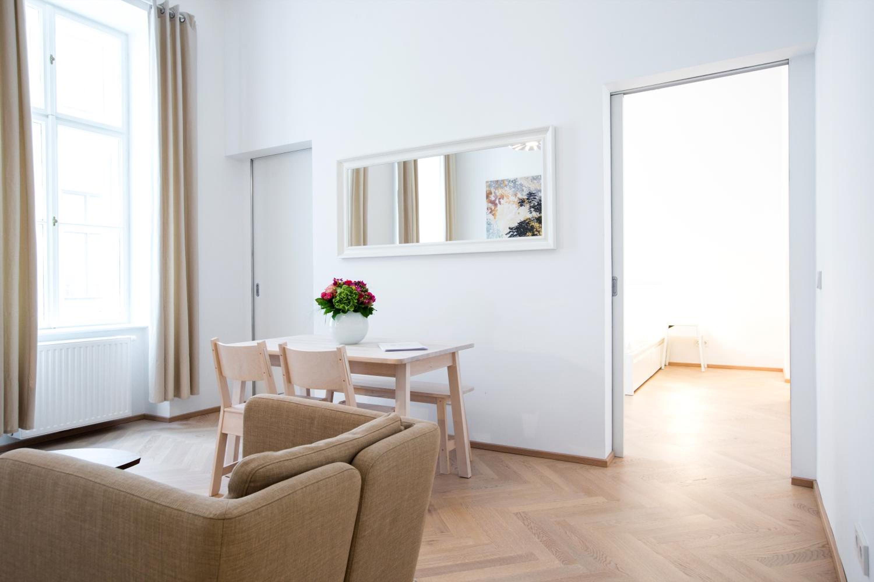 HeyMi Apartments in City Center
