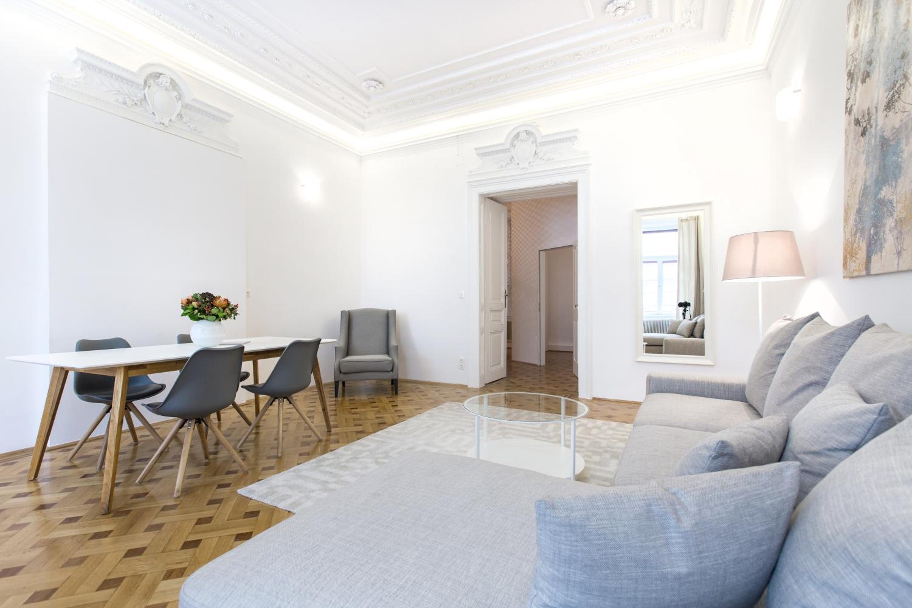 HeyMi Apartments in City Center