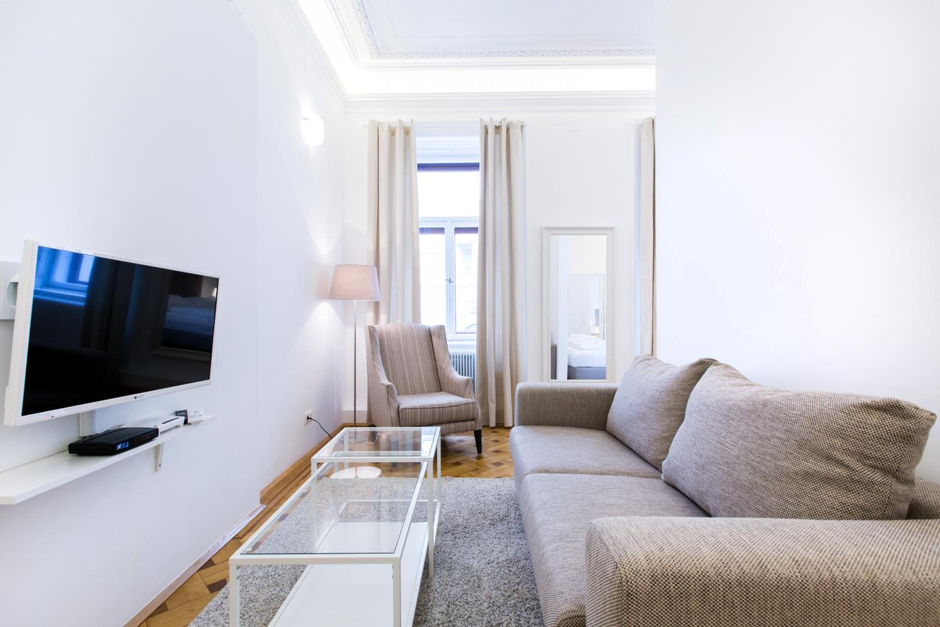 HeyMi Apartments in City Center