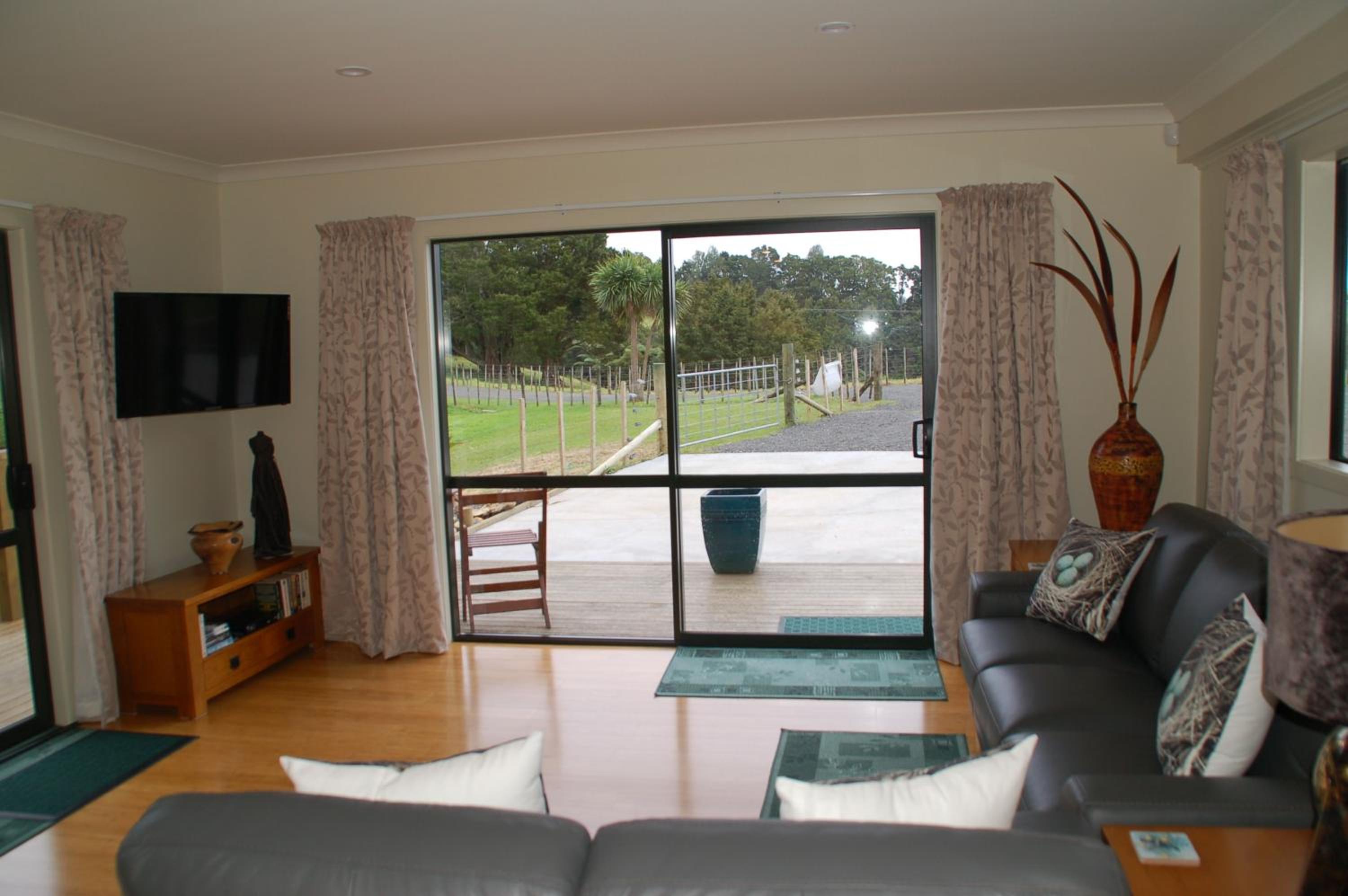 Kohinui Glade Holiday Cottage