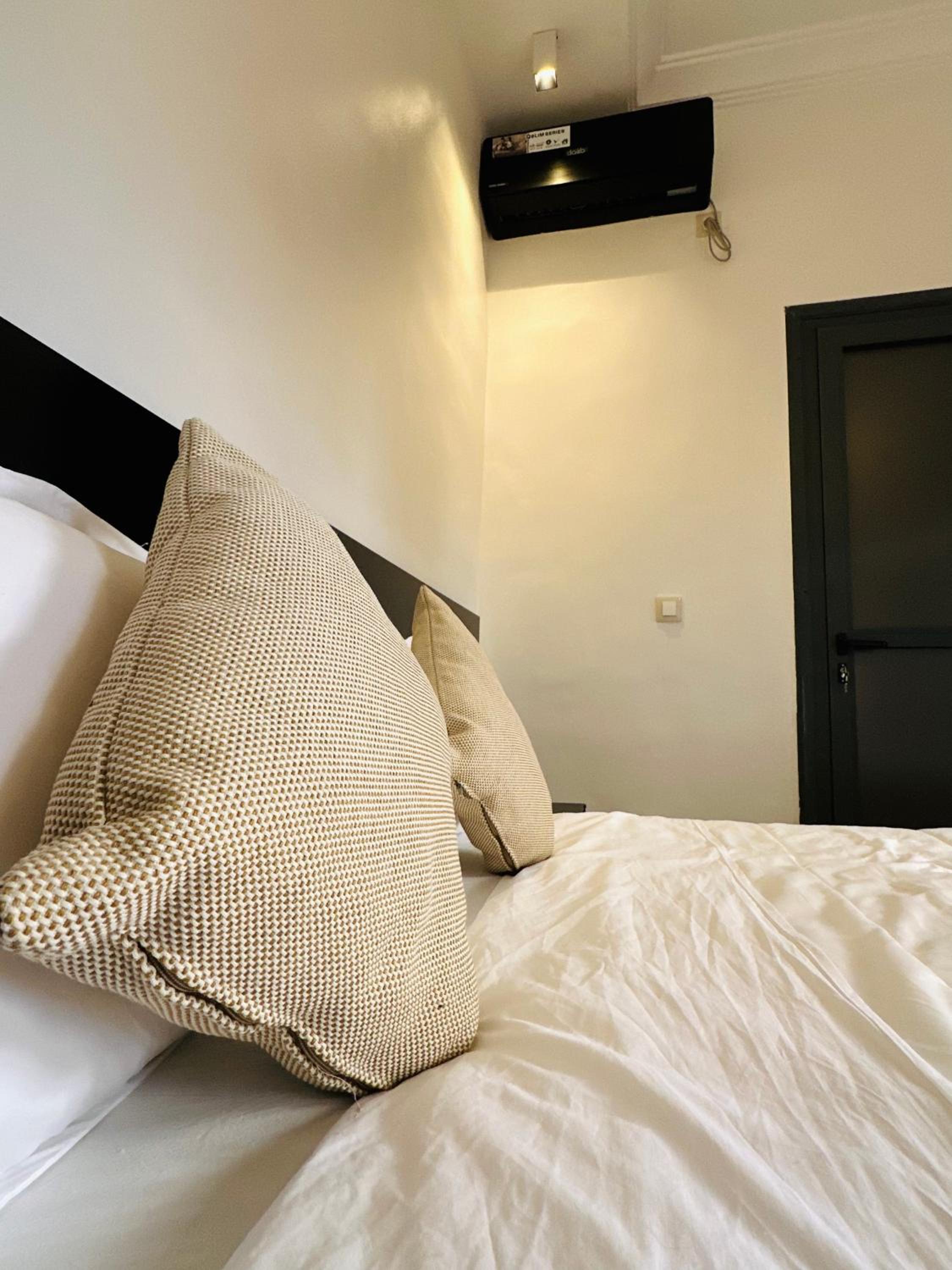 Relax Family ApartHotel - Signature Residence