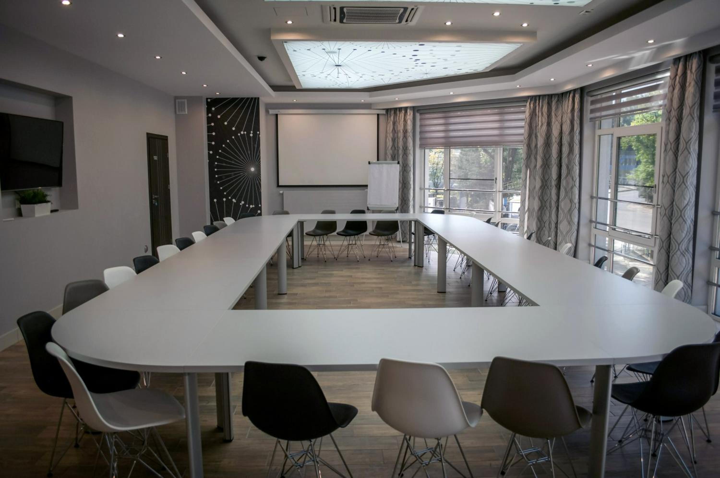 meeting & event spaces