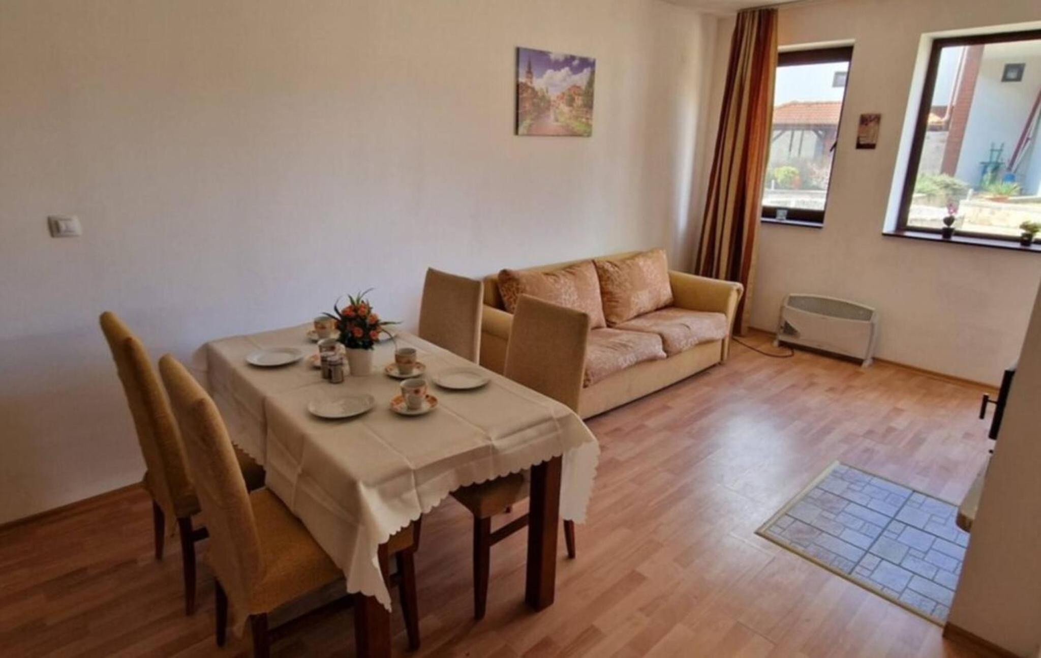 Penthouse Duplex Large 2 Bedroom MP1