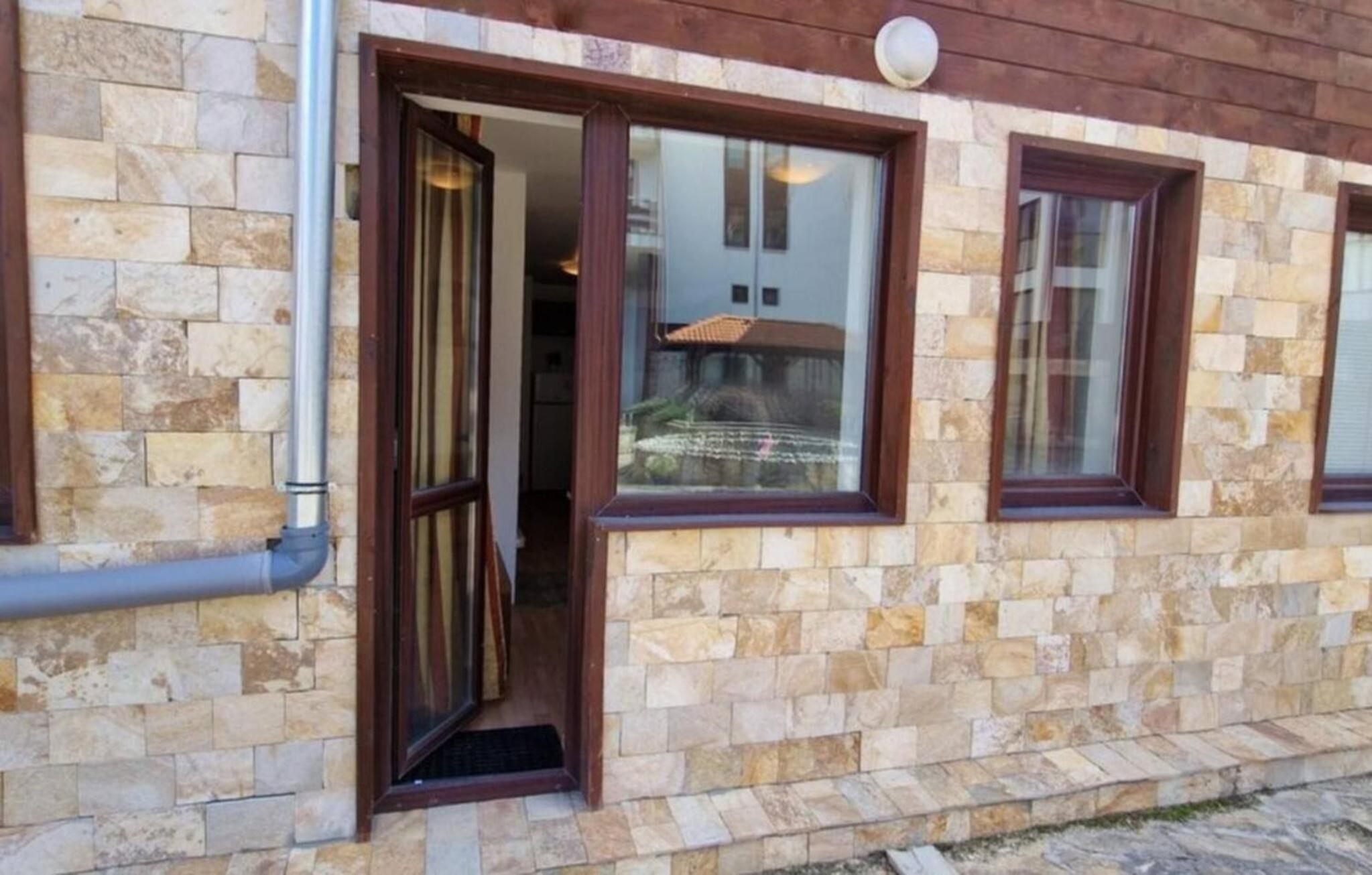 Penthouse Duplex Large 2 Bedroom MP1
