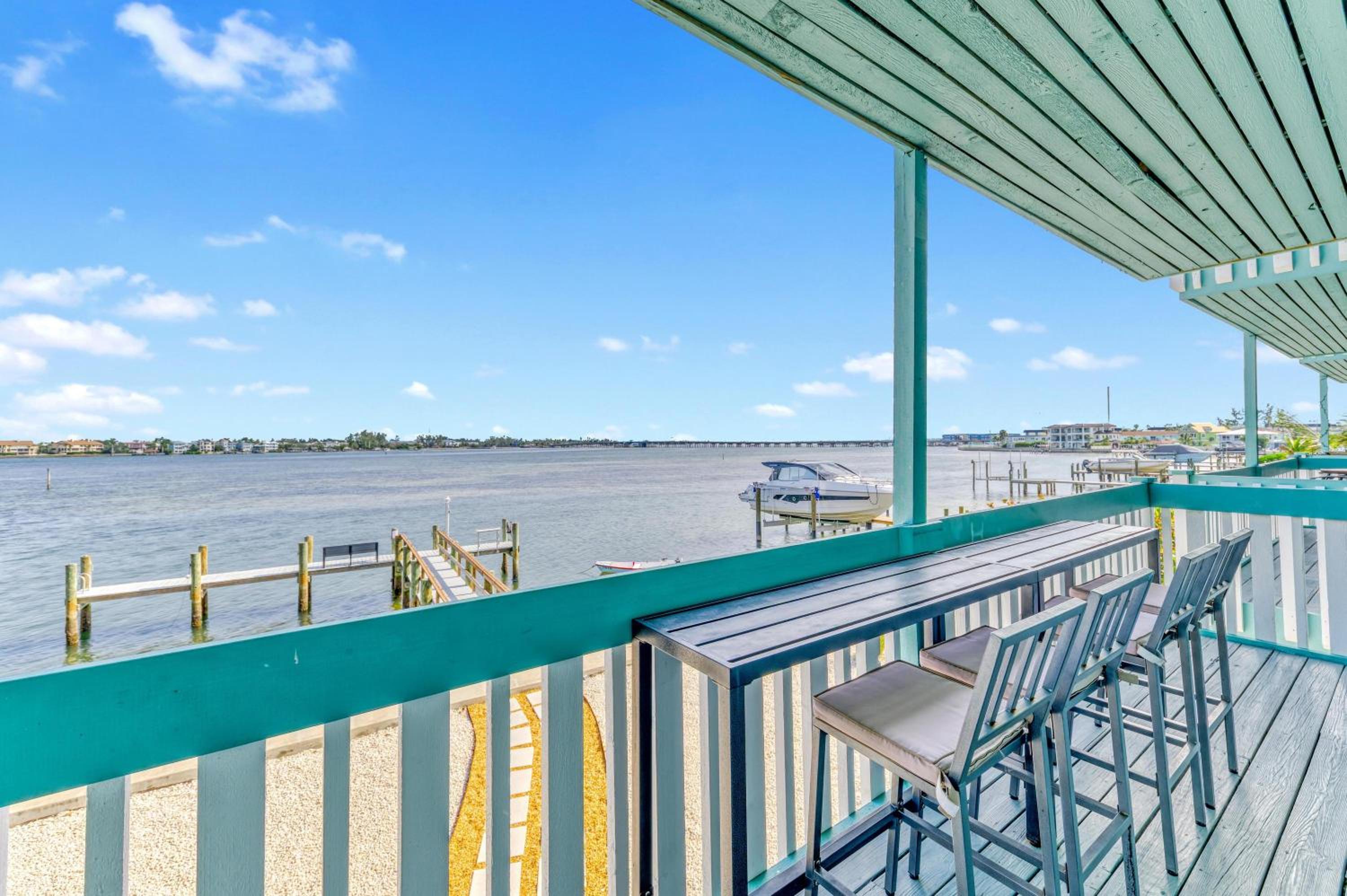 Gulf To Bay Island Oasis