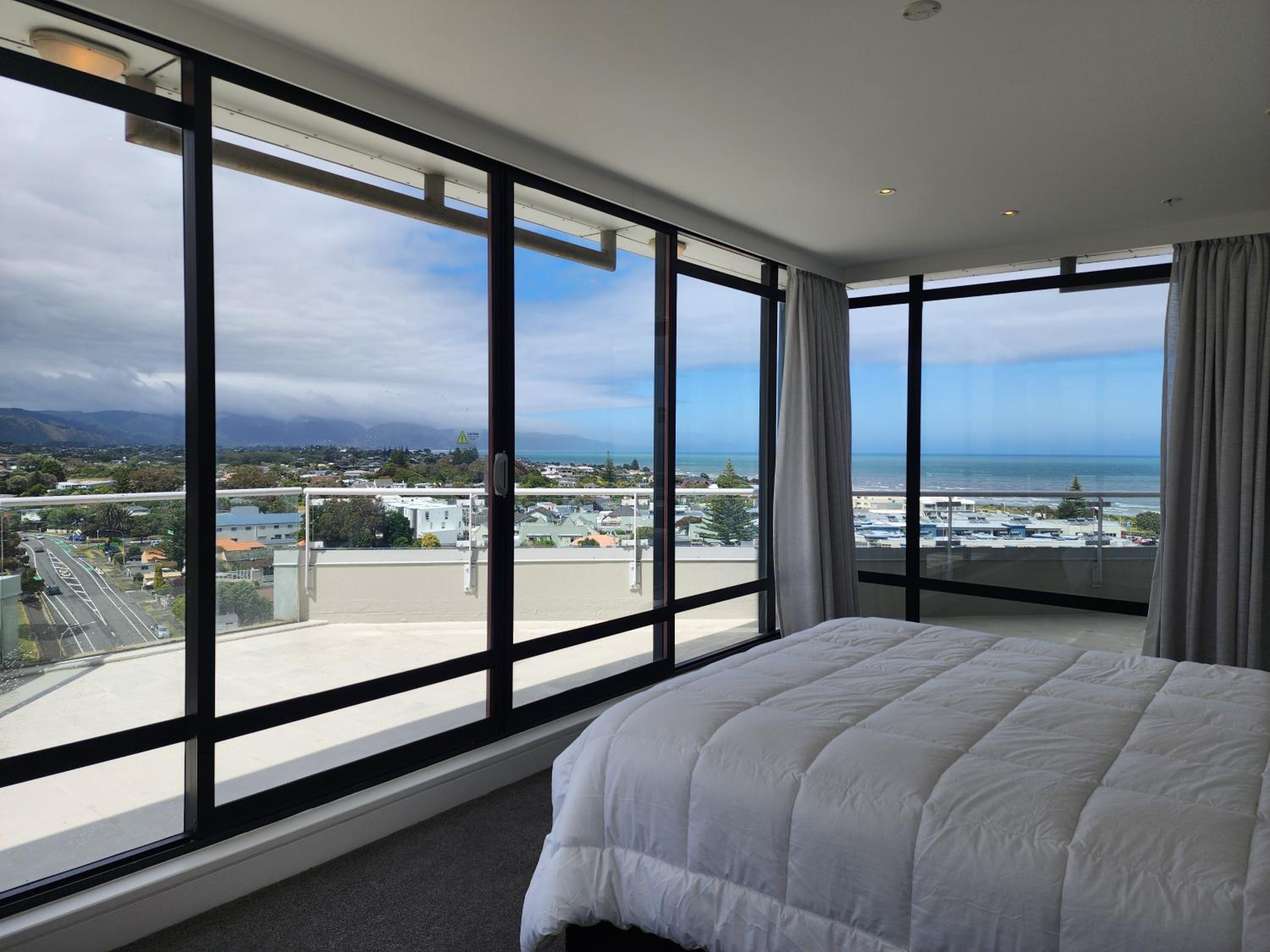 U Suites at The Links