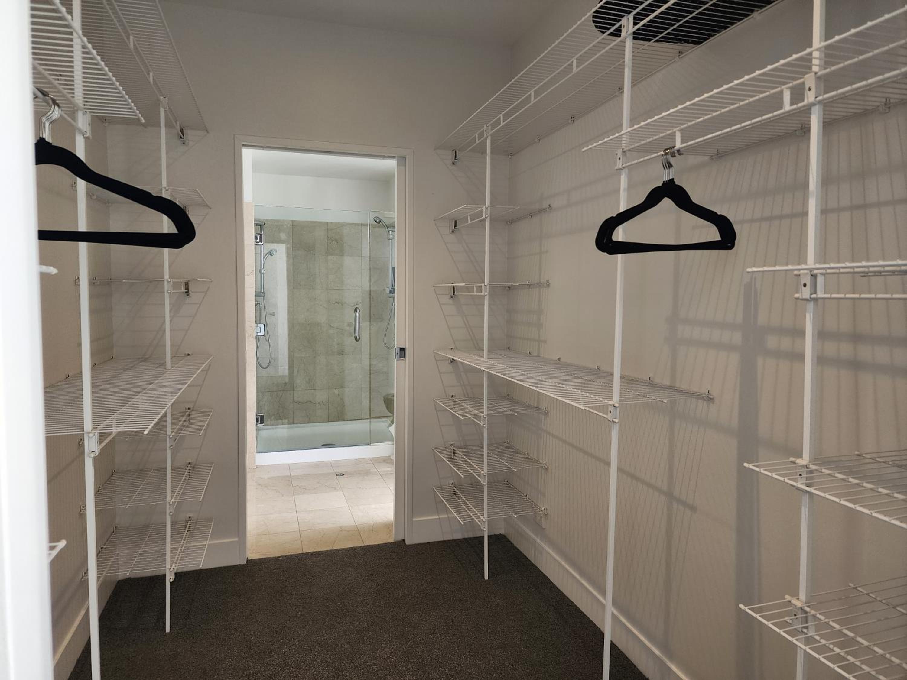 U Suites at The Links