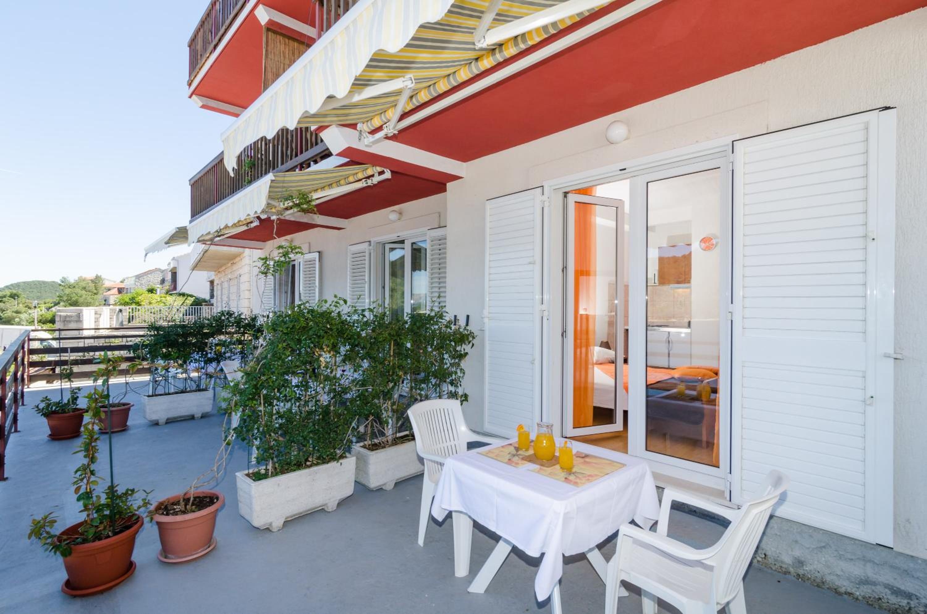 Apartments Matana Chano view 3
