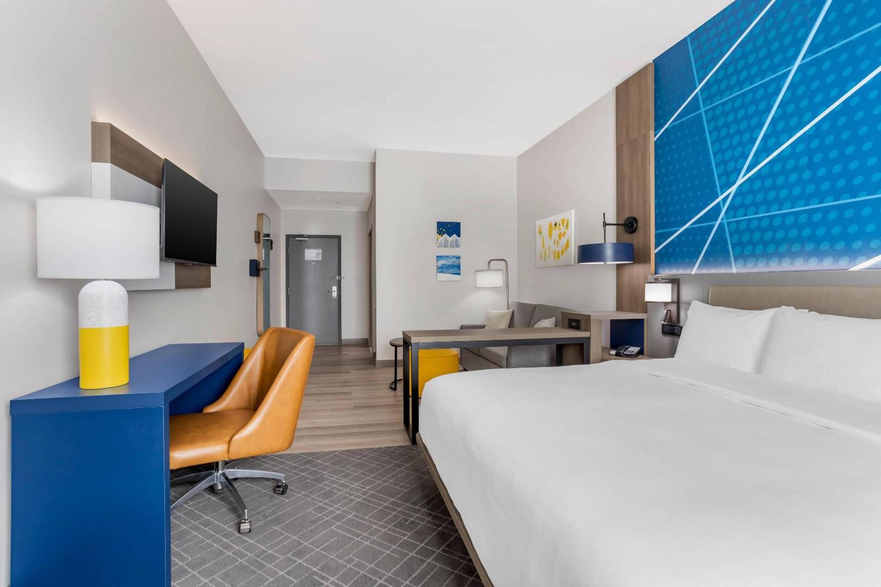 Comfort Suites Central Valley - Woodbury