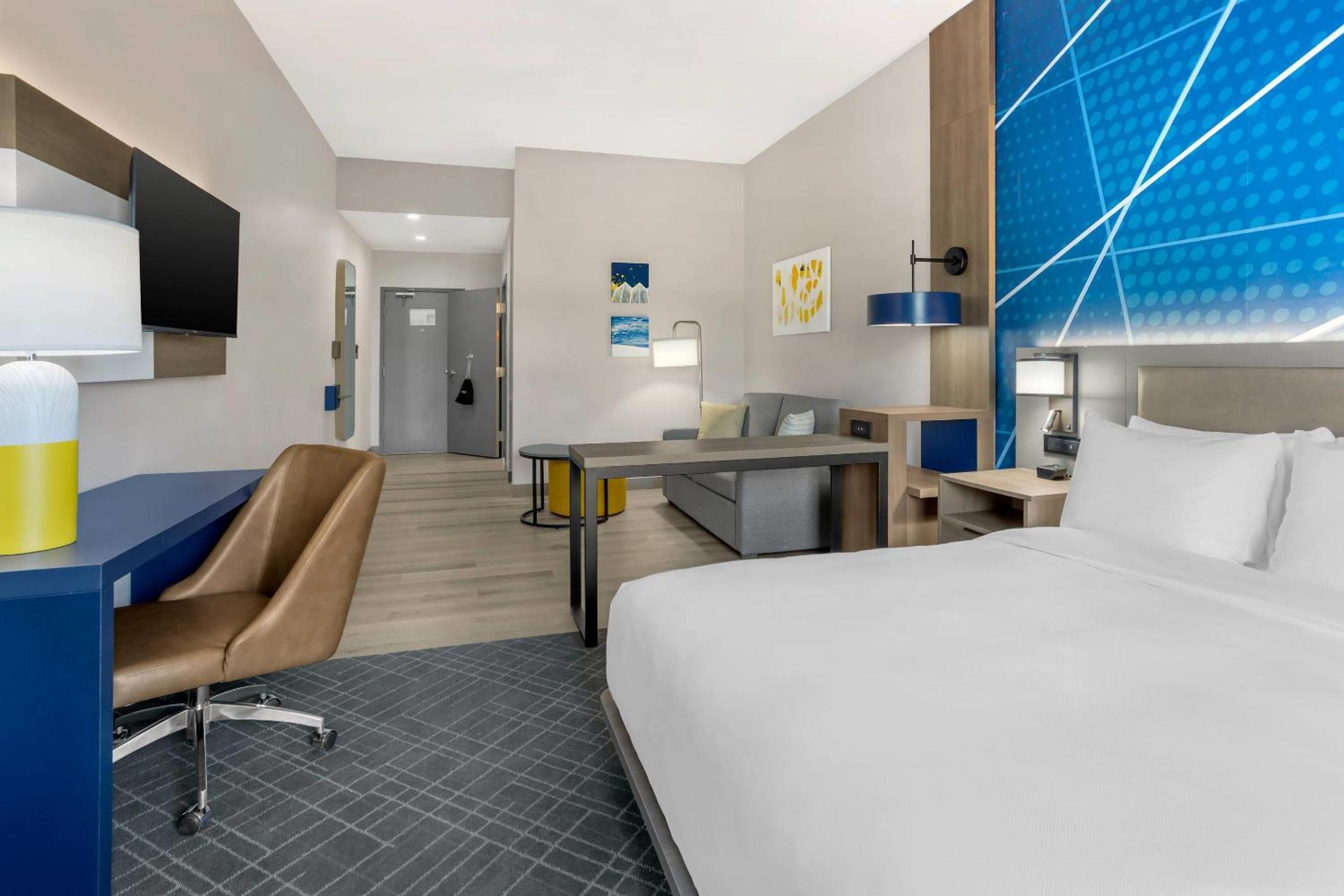 Comfort Suites Central Valley - Woodbury