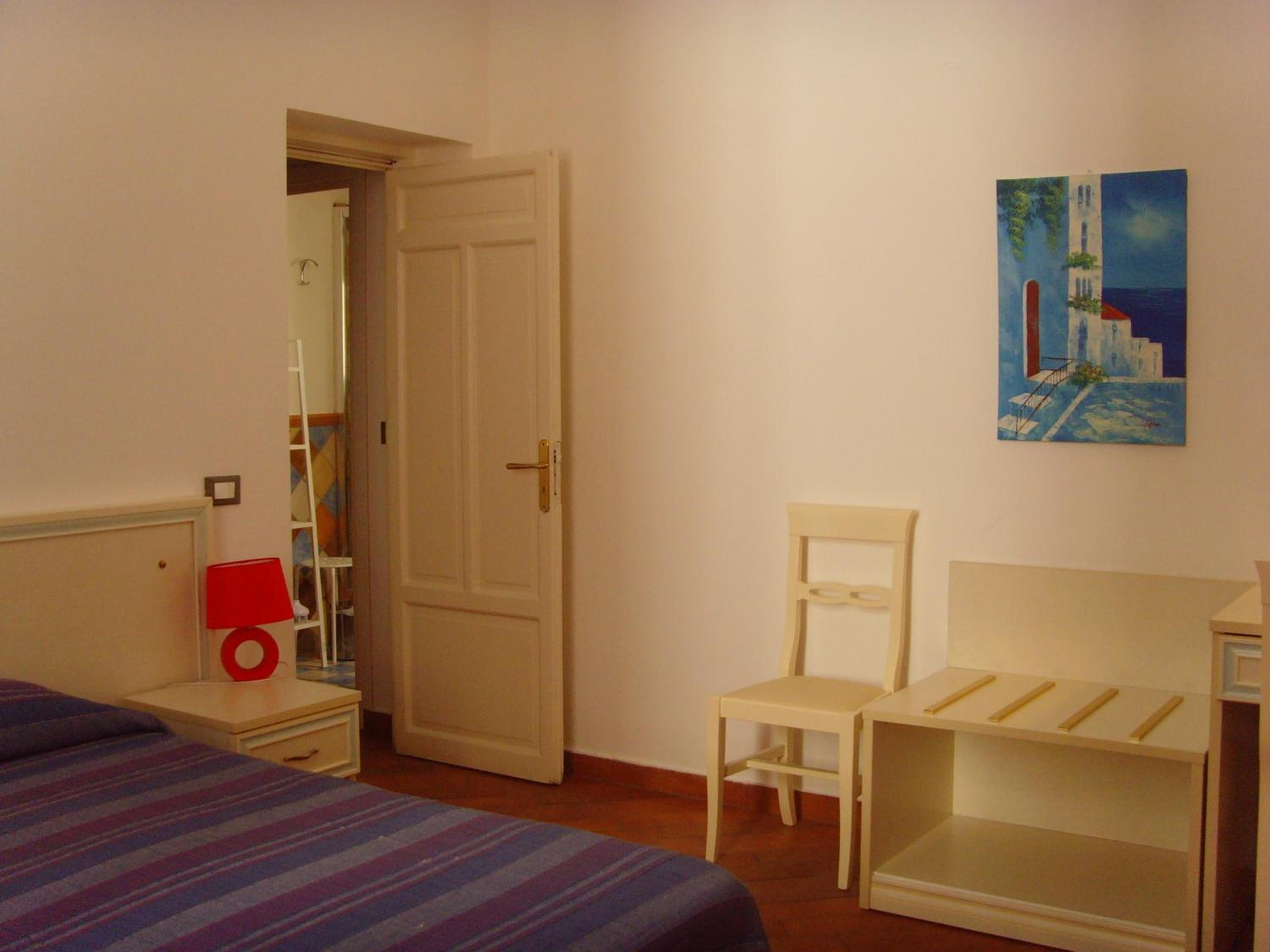 Photo 38