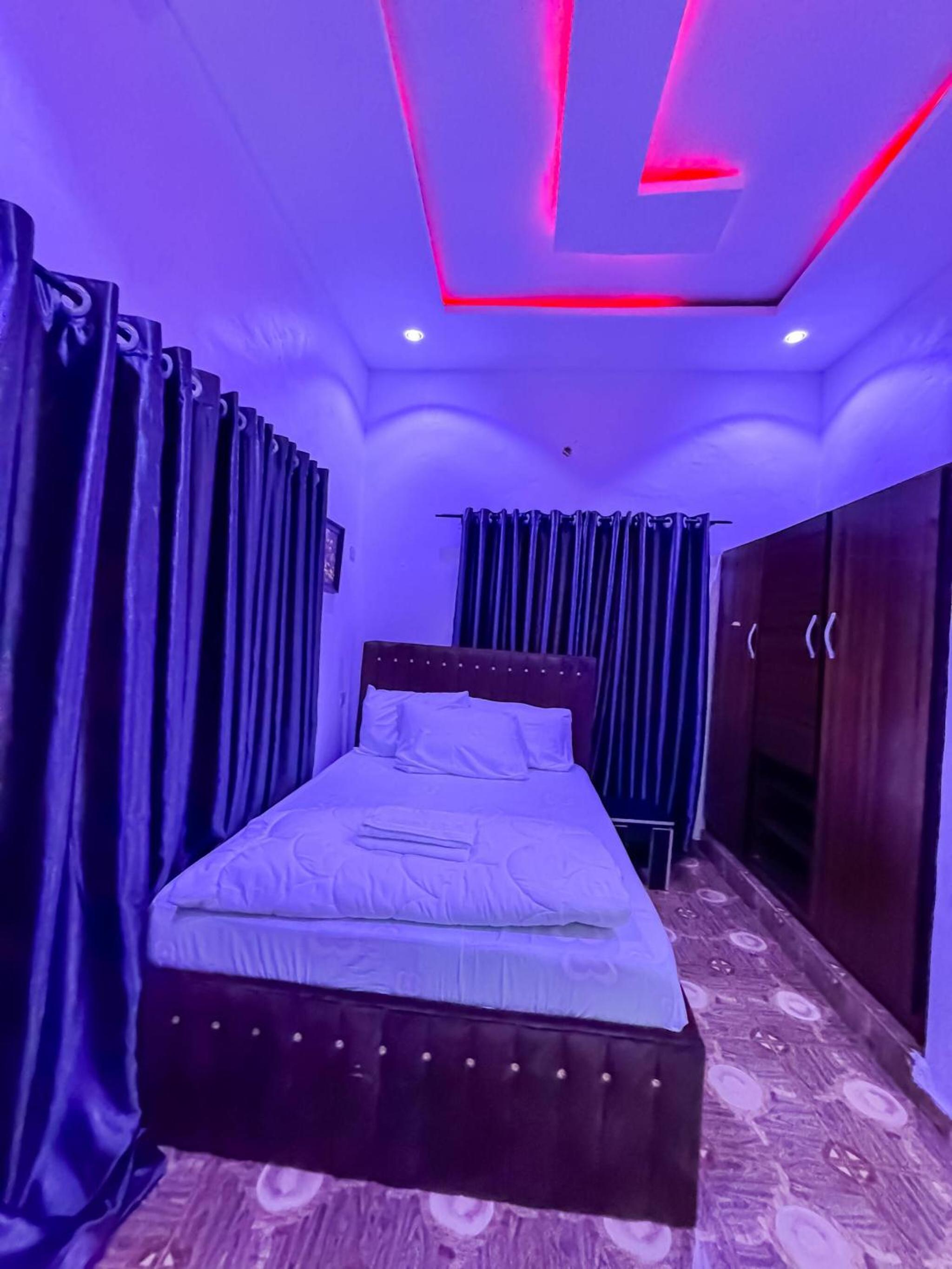 Elite Retreat Apartment, Sagamu