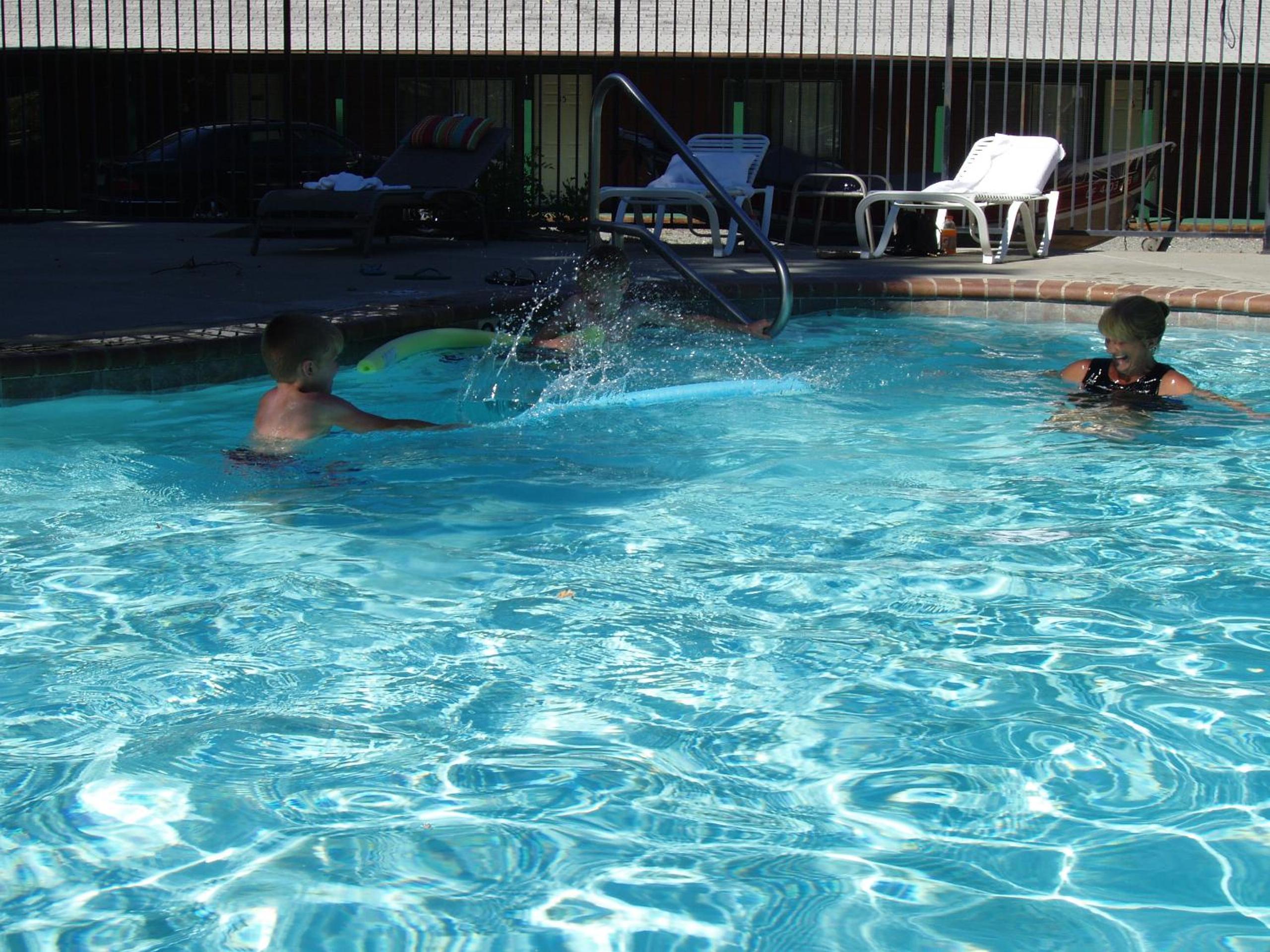 Indian Creek Lodge