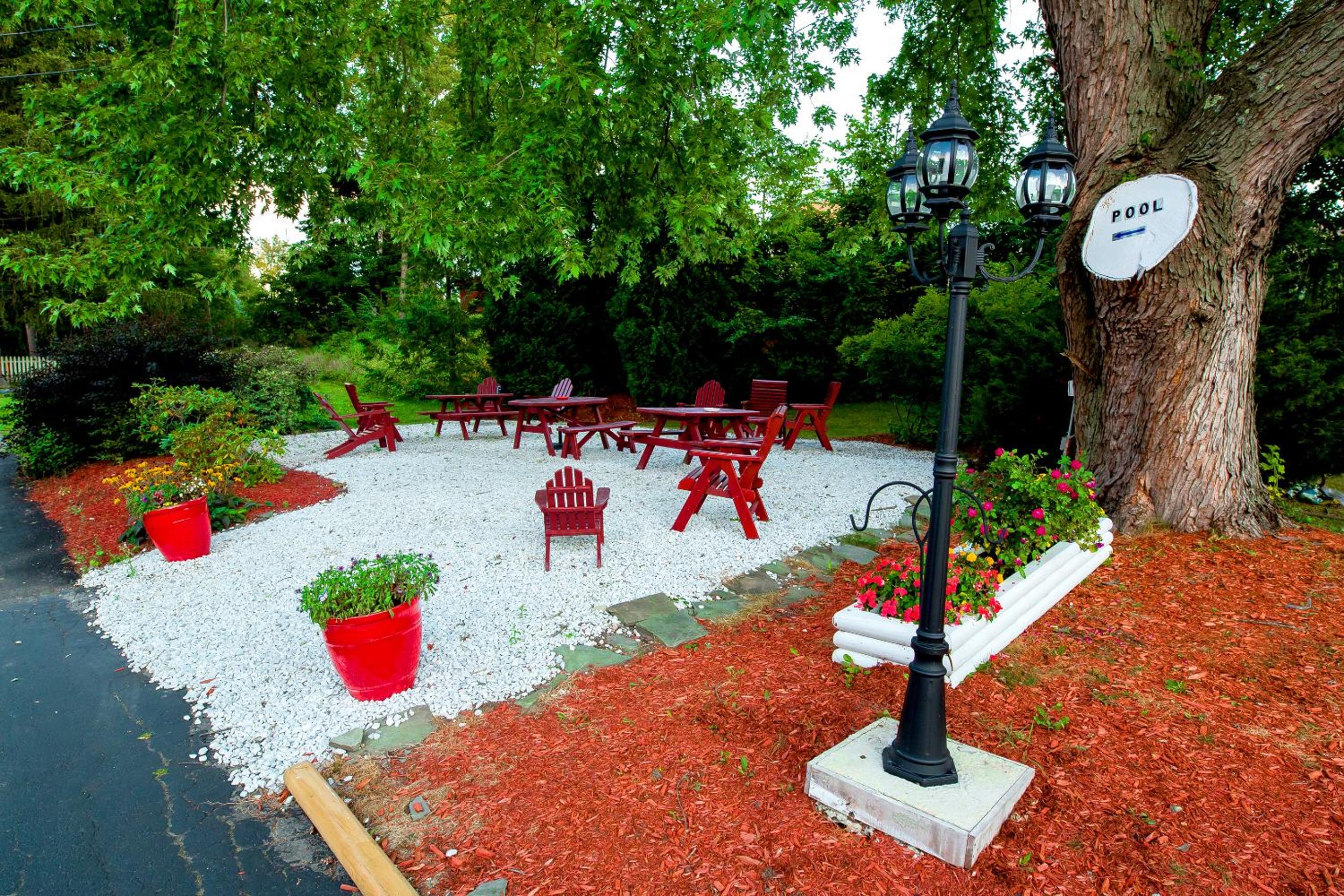 Photo 33
