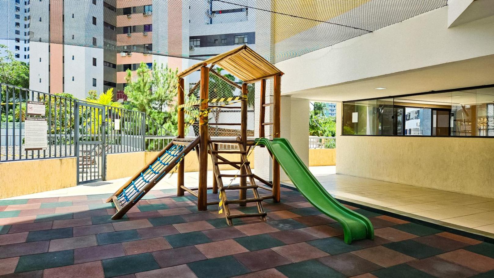 Apto c Piscina, Academia e Churrasqueira em Pituba