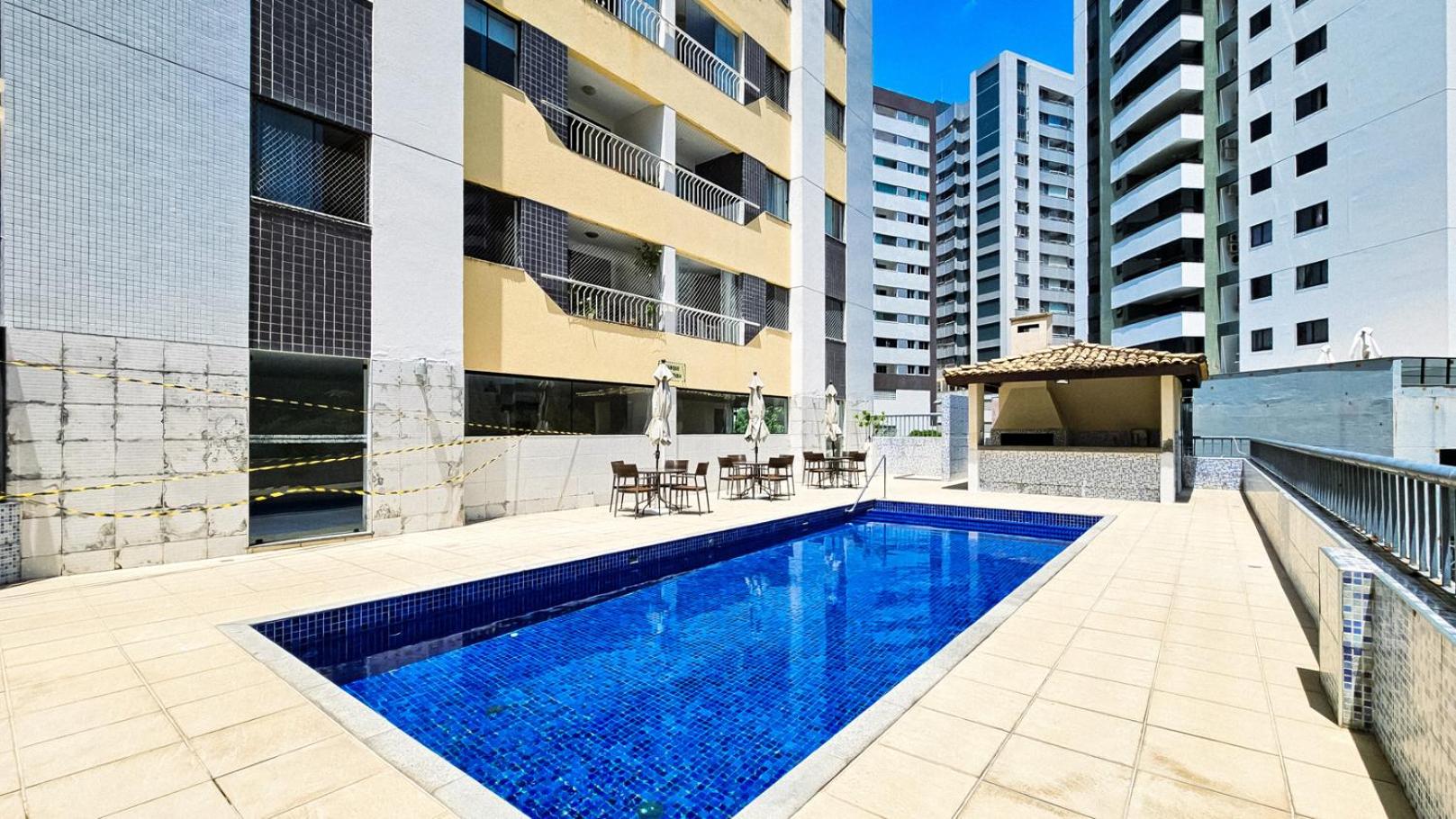 Apto c Piscina, Academia e Churrasqueira em Pituba