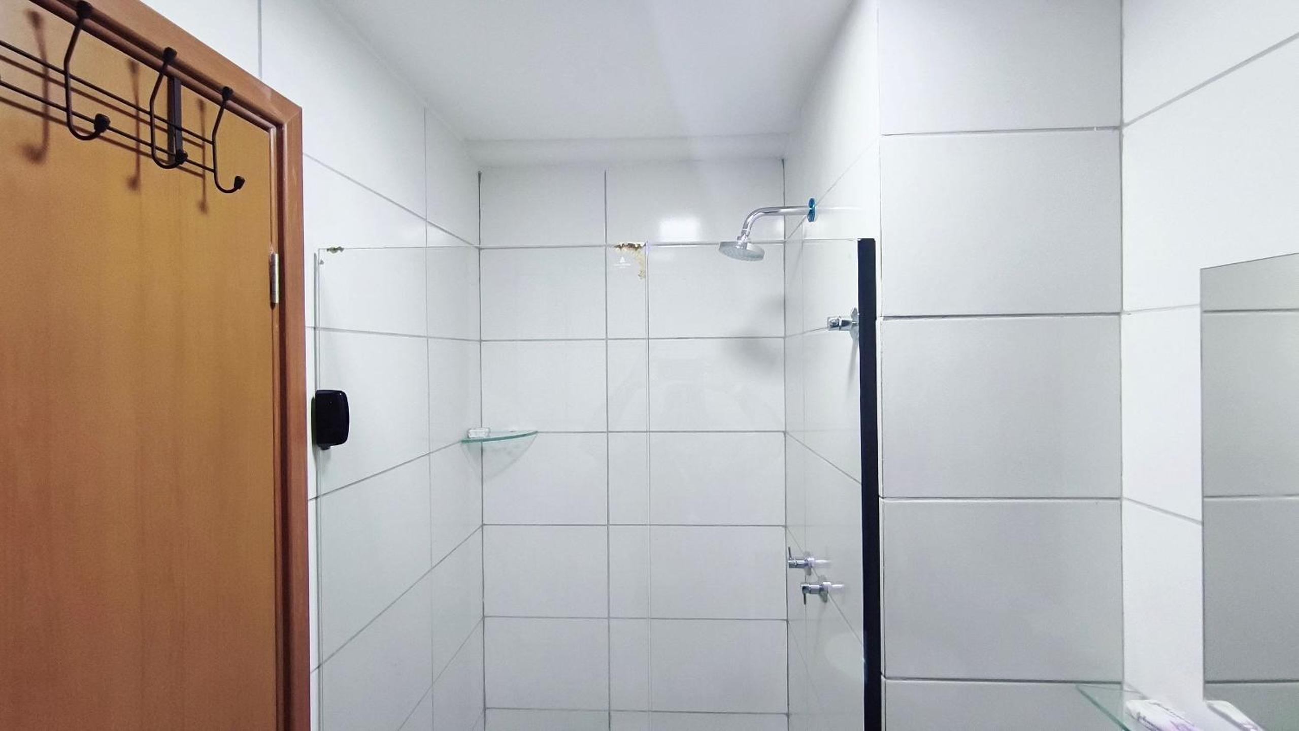 Max Carneiros Suítes - Com e sem piscina privativa