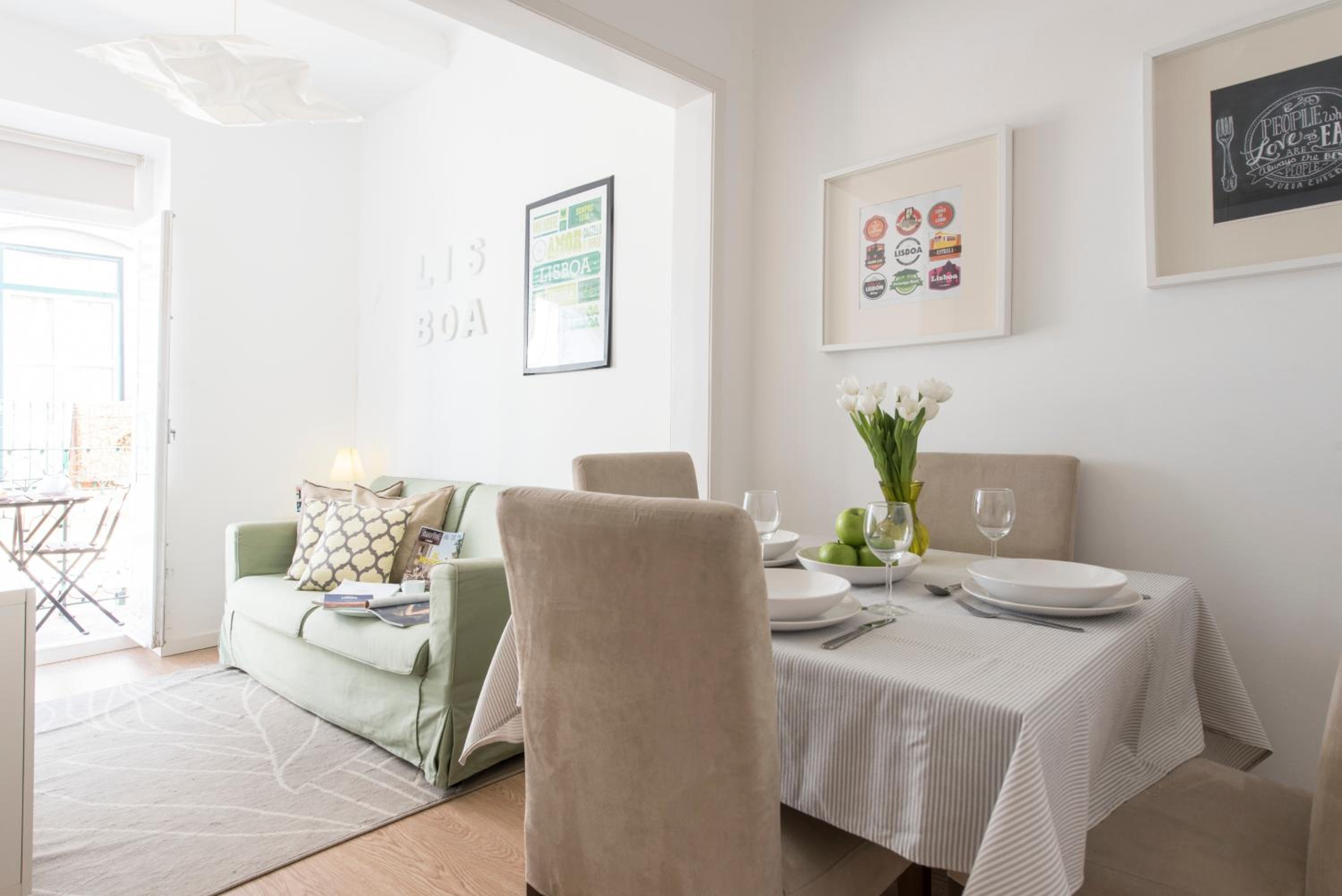 Lisbon Apartment Bairro Alto - Bica 3 view 3