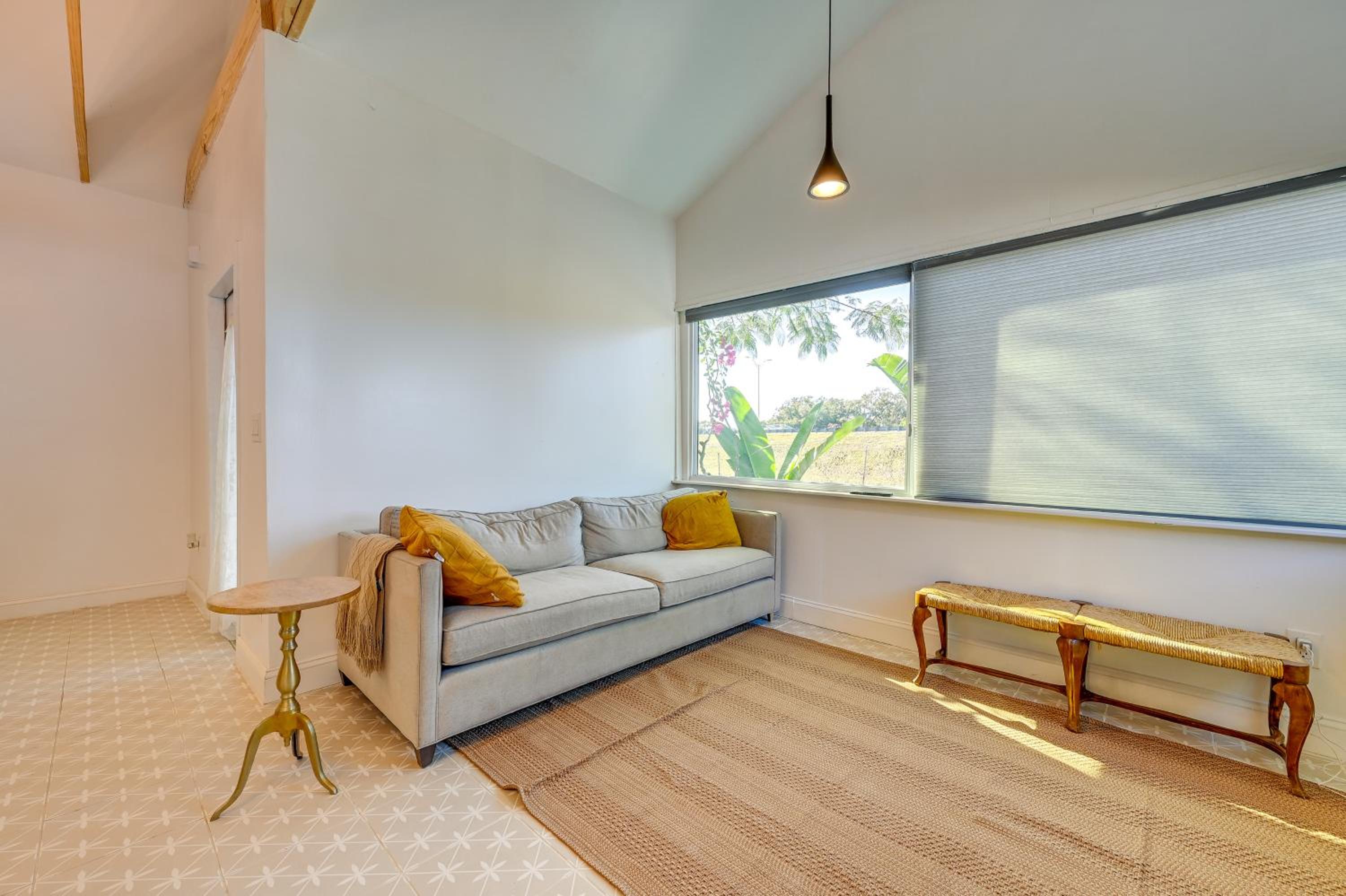 Vintage Home with Easy Downtown Tampa Access