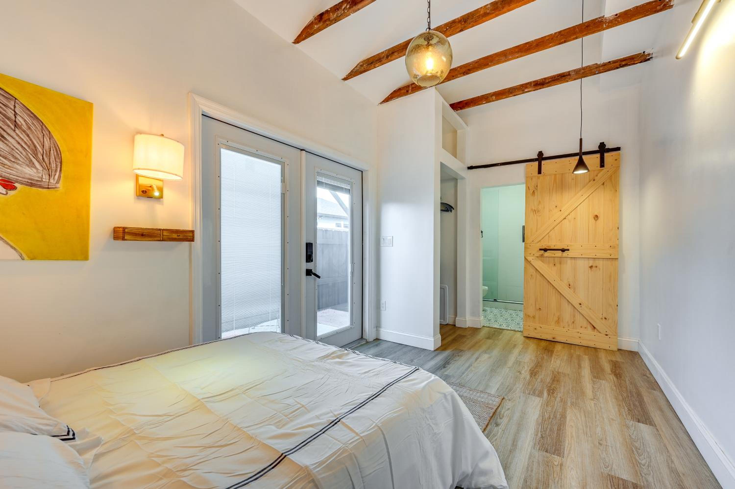 Vintage Home with Easy Downtown Tampa Access