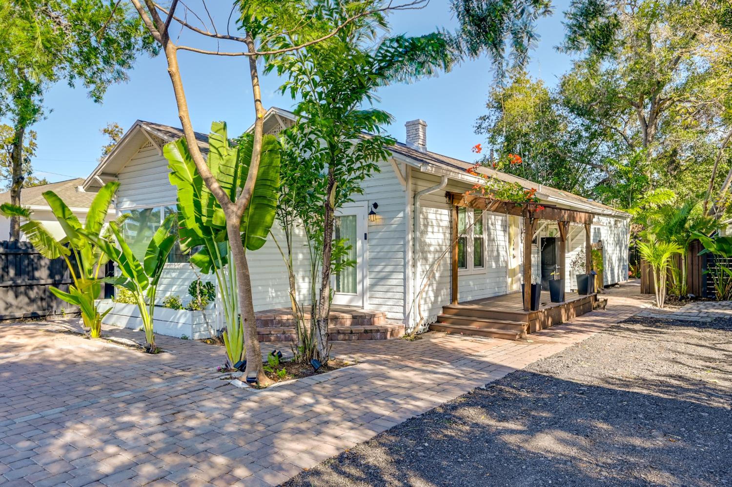 Vintage Home with Easy Downtown Tampa Access