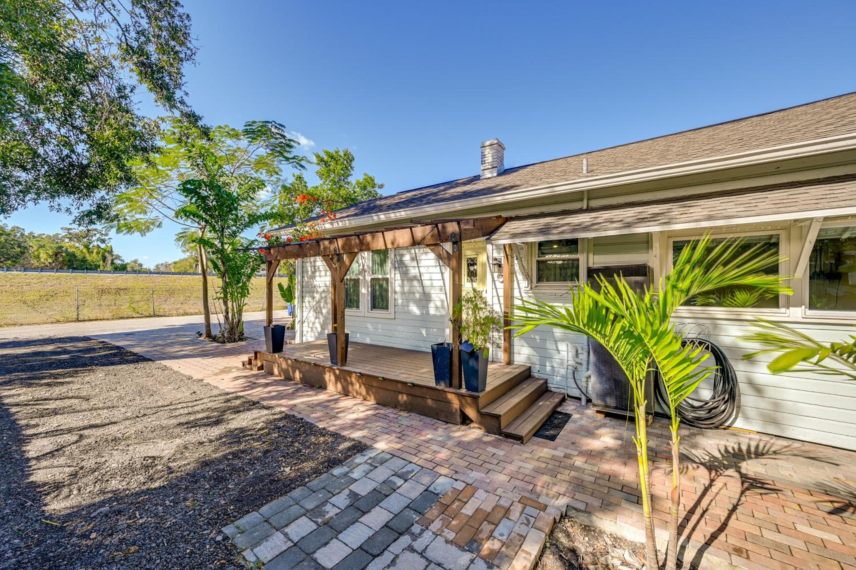 Vintage Home with Easy Downtown Tampa Access