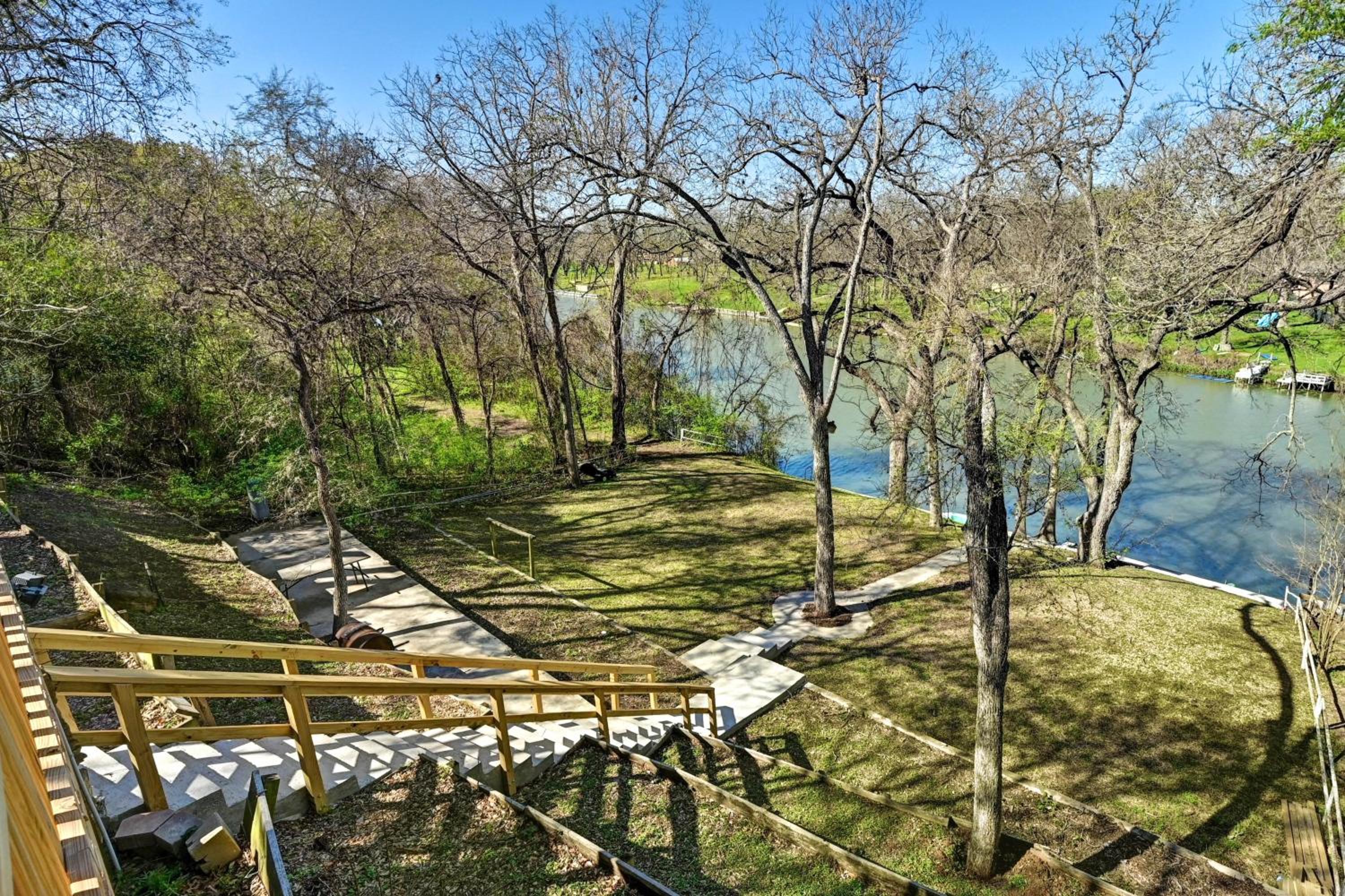 Home on Guadalupe River! Fish and Float with Family