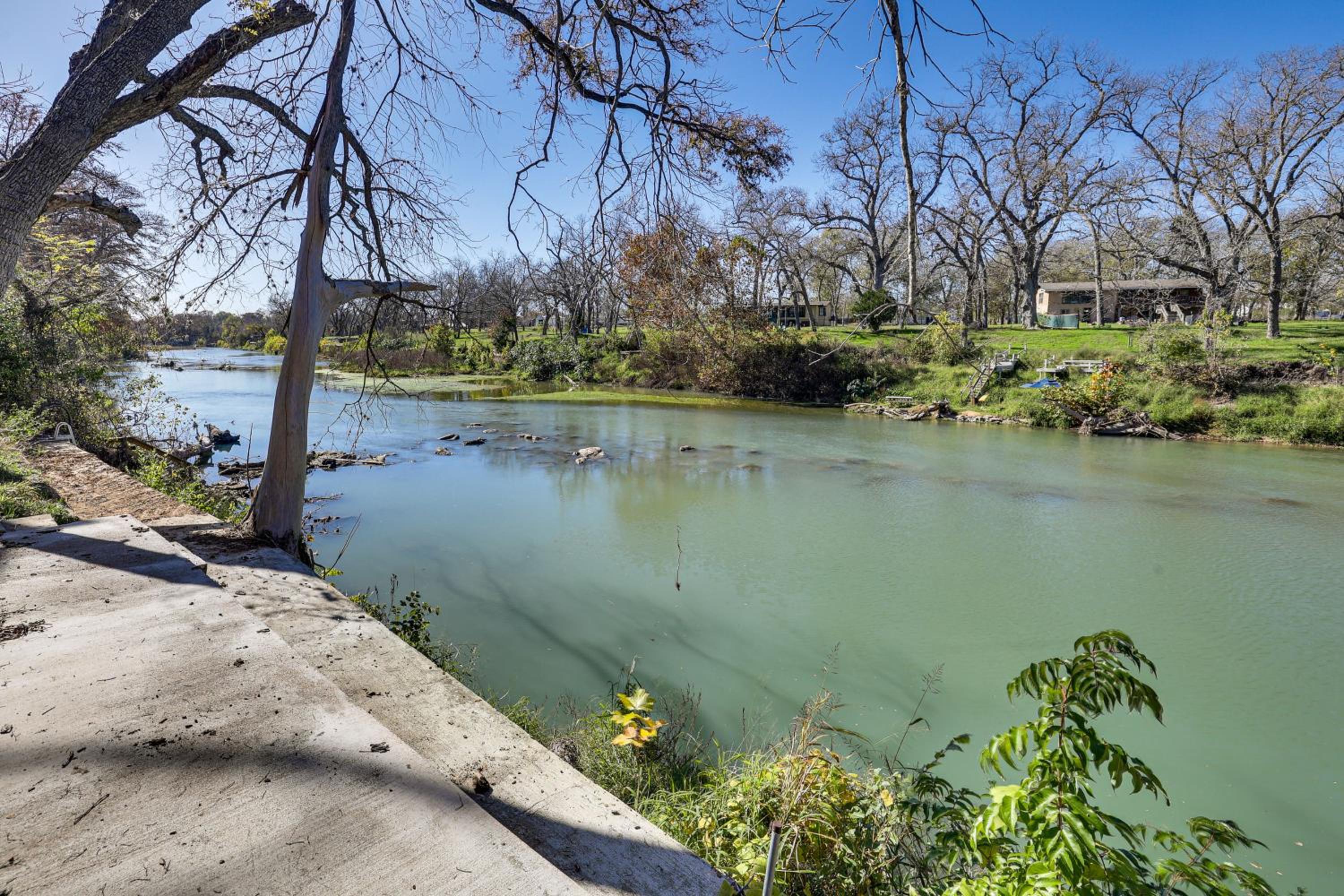 Home on Guadalupe River! Fish and Float with Family