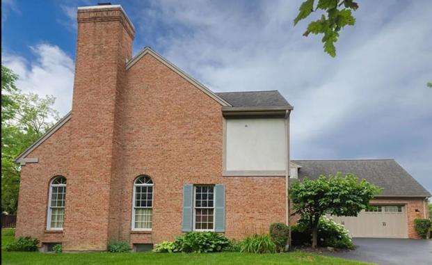 7 Mi to Dtwn Toledo Spacious Family Home!