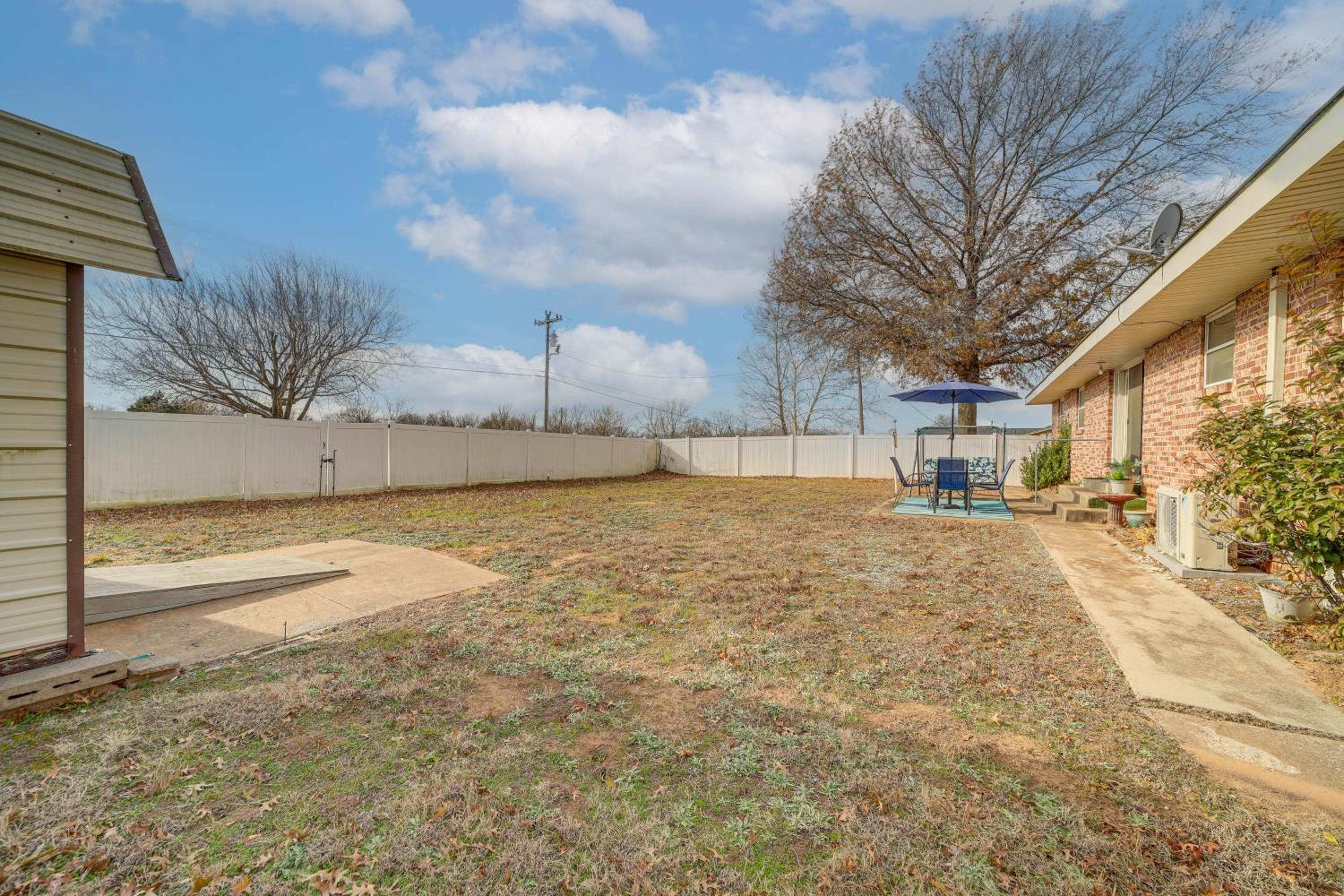 Close to Route 66! Bristow Home with Spacious Yard