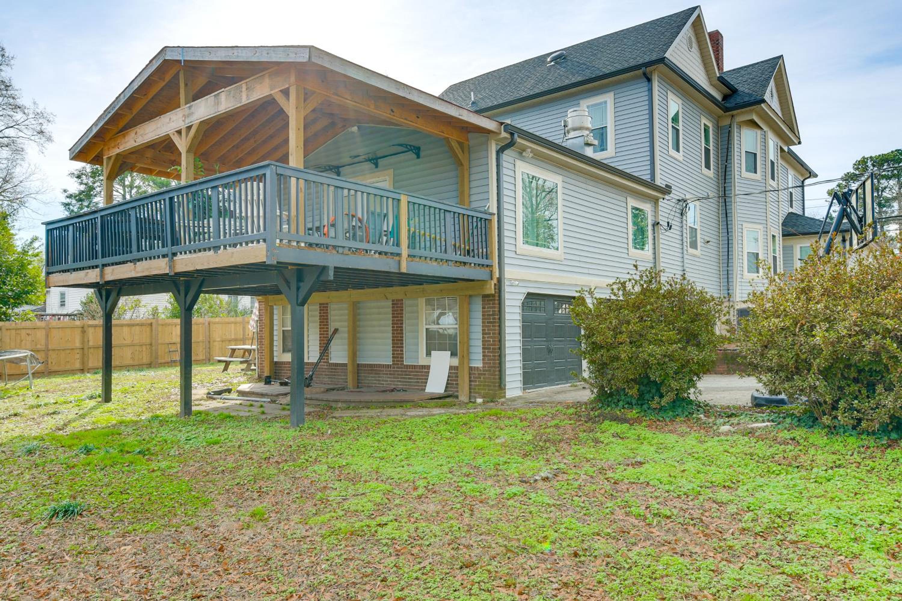 Huge Group Retreat Near Woodruff BMW and Greenville!