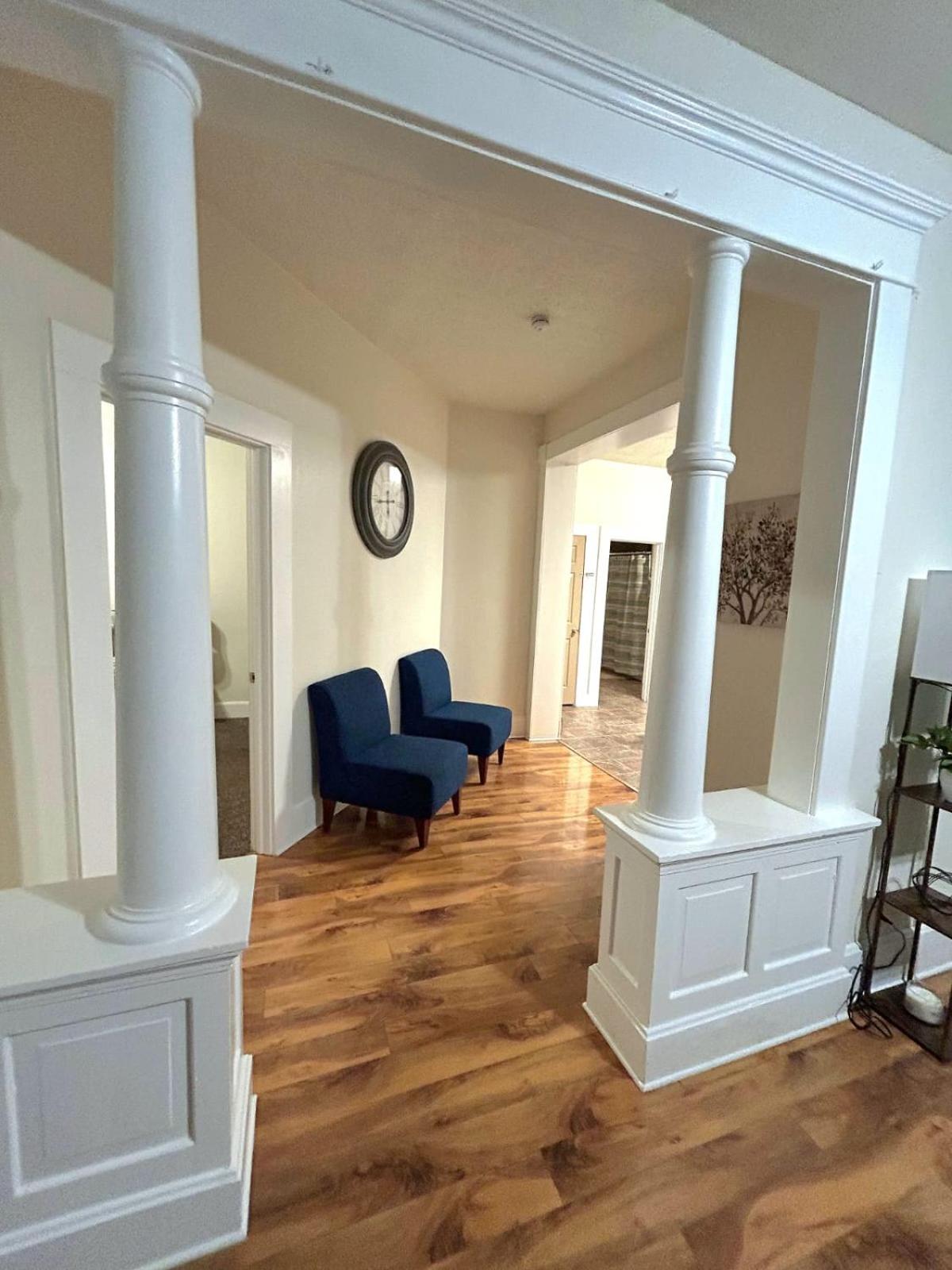 Downtown 1BR Stay Walk to Cafes & Parks