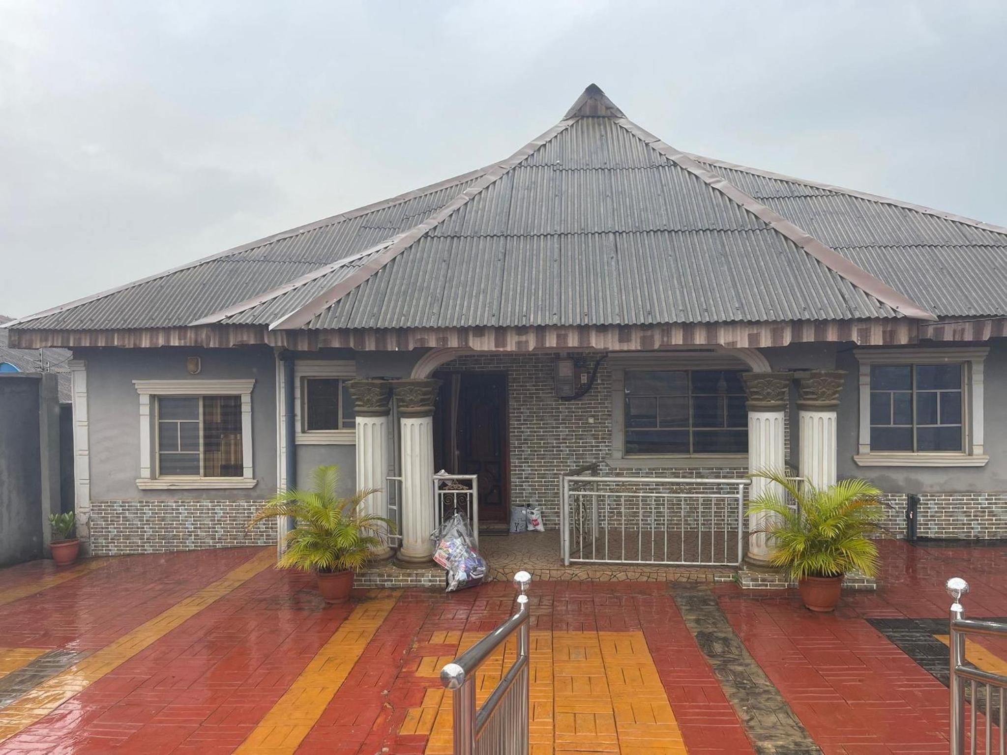 Elite Retreat Apartment, Sagamu