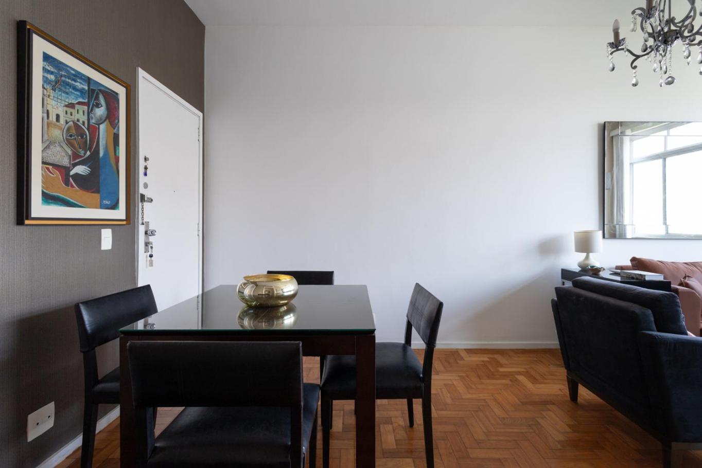 Apartamento com Garagem a 400m da Praia de Ipanema