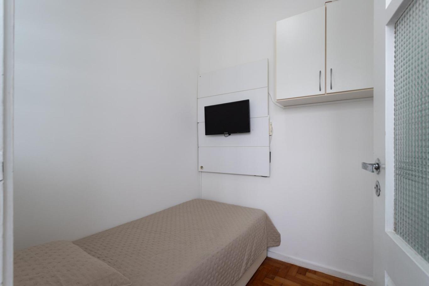Apartamento com Garagem a 400m da Praia de Ipanema
