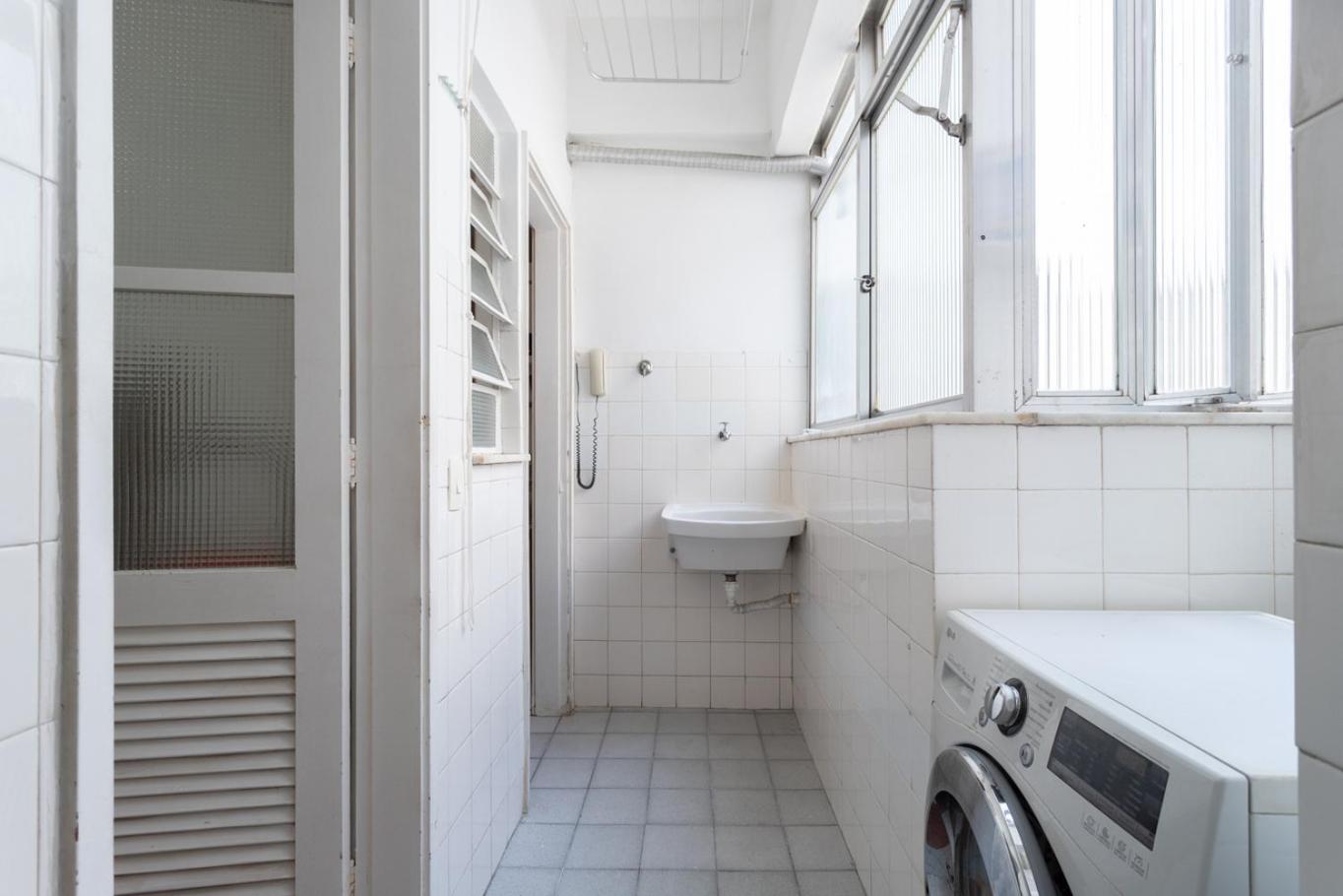 Apartamento com Garagem a 400m da Praia de Ipanema