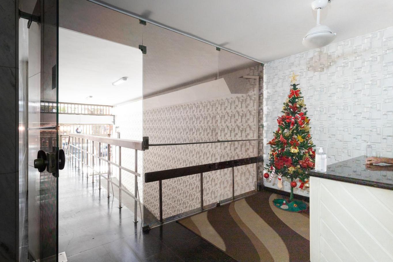 Apartamento com Garagem a 400m da Praia de Ipanema
