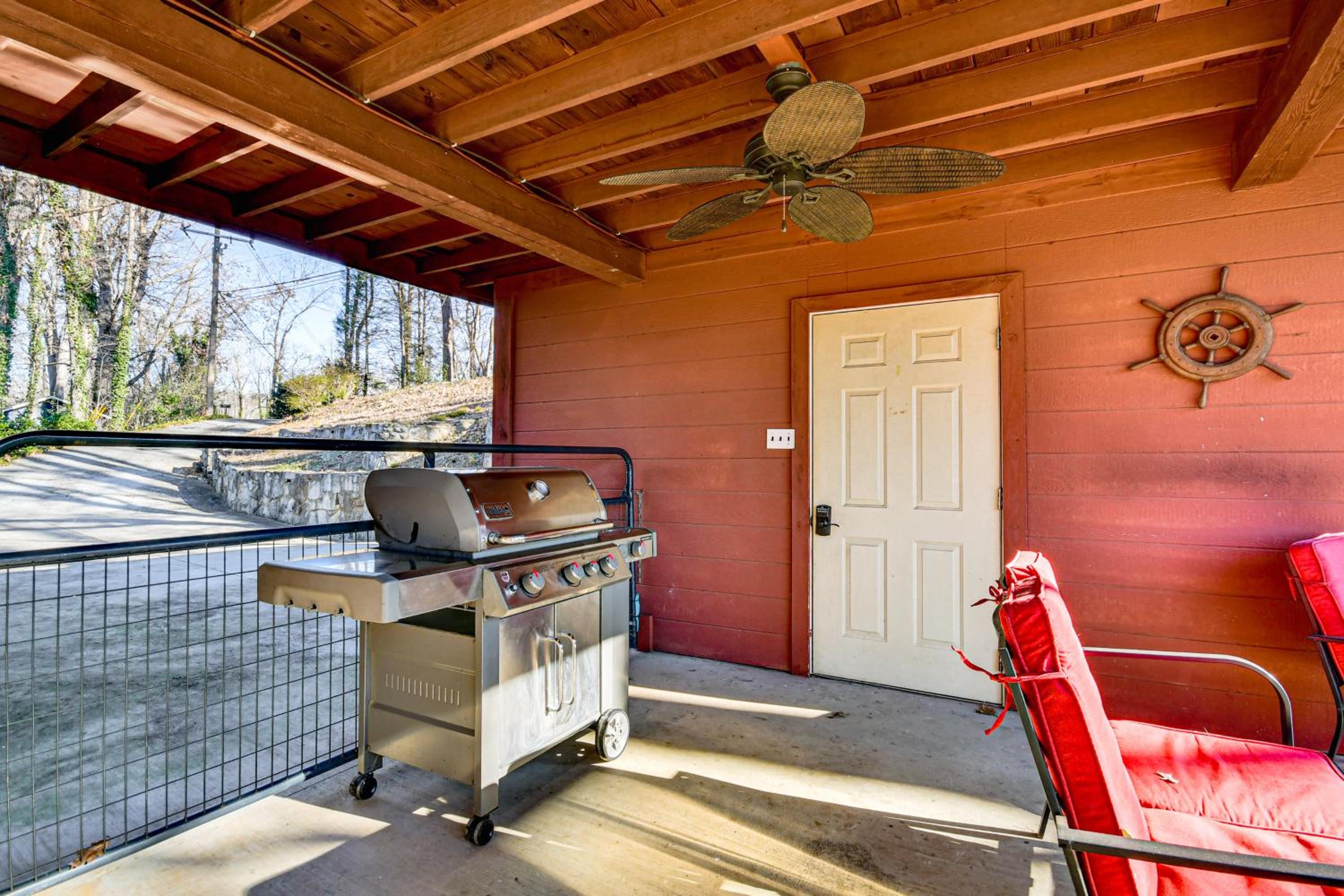 Group Getaway! Lake House with Private Dock and Patio