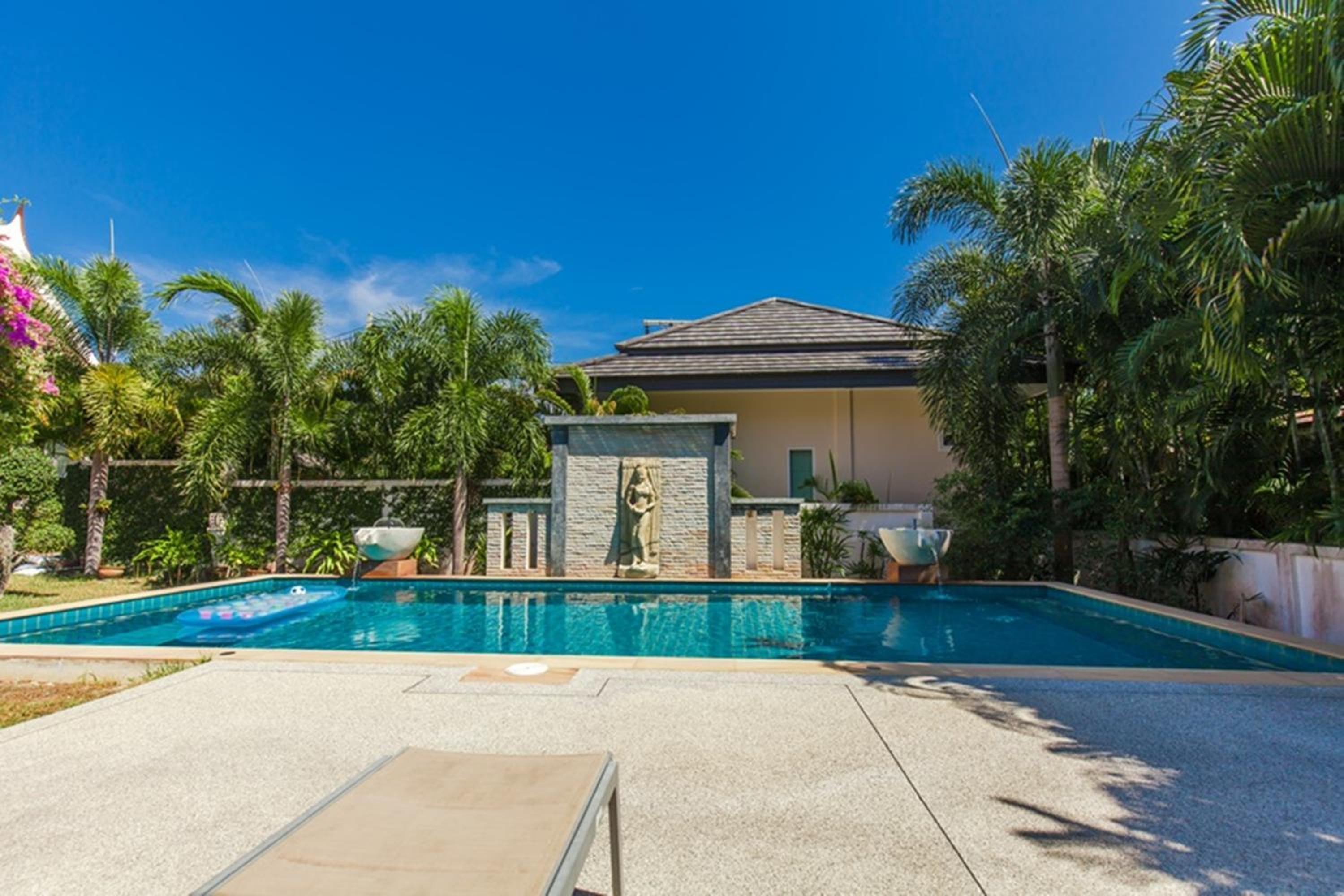 Corton Villa by G Estate
