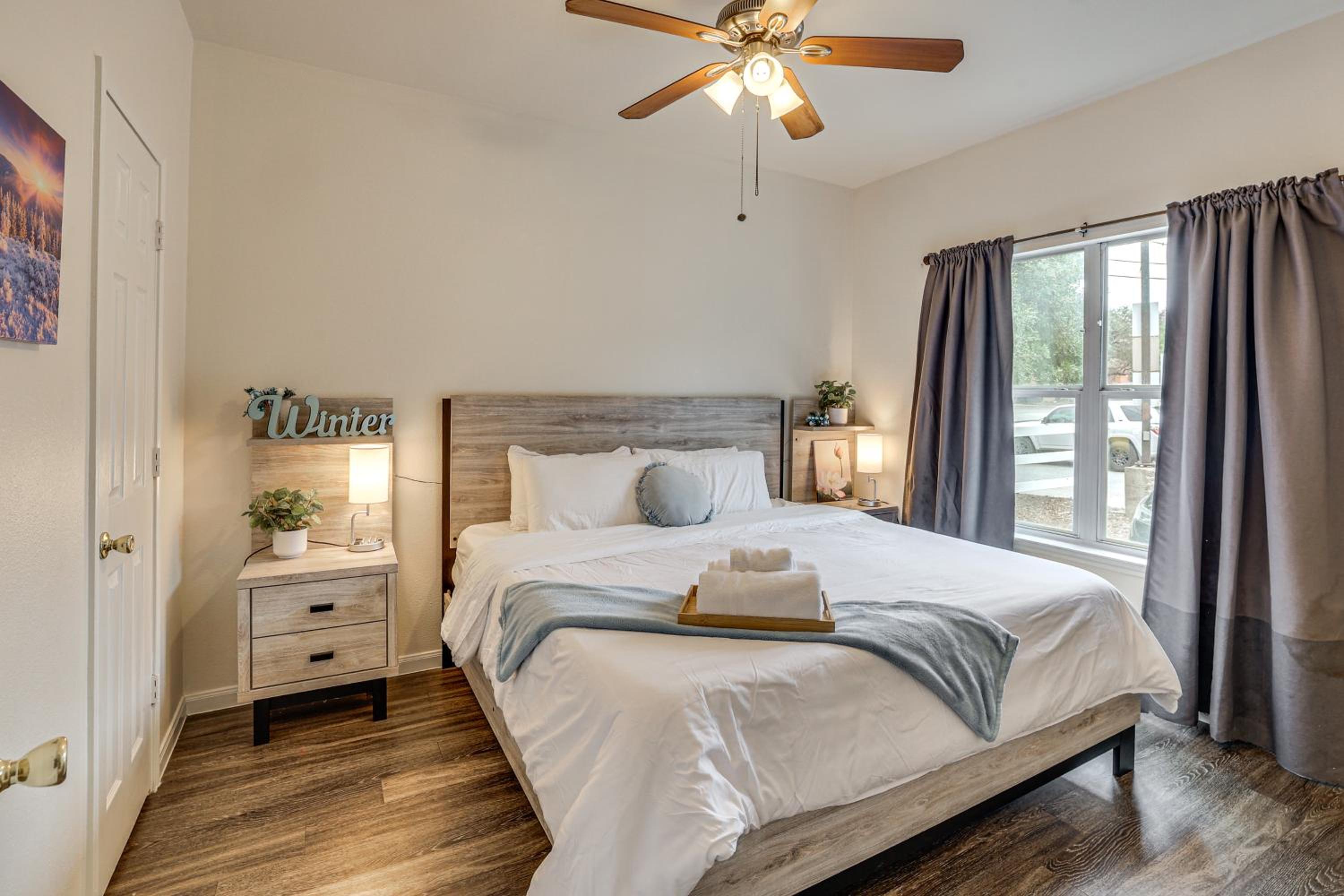 Suburban San Antonio Stay Near Parks and Hospitals